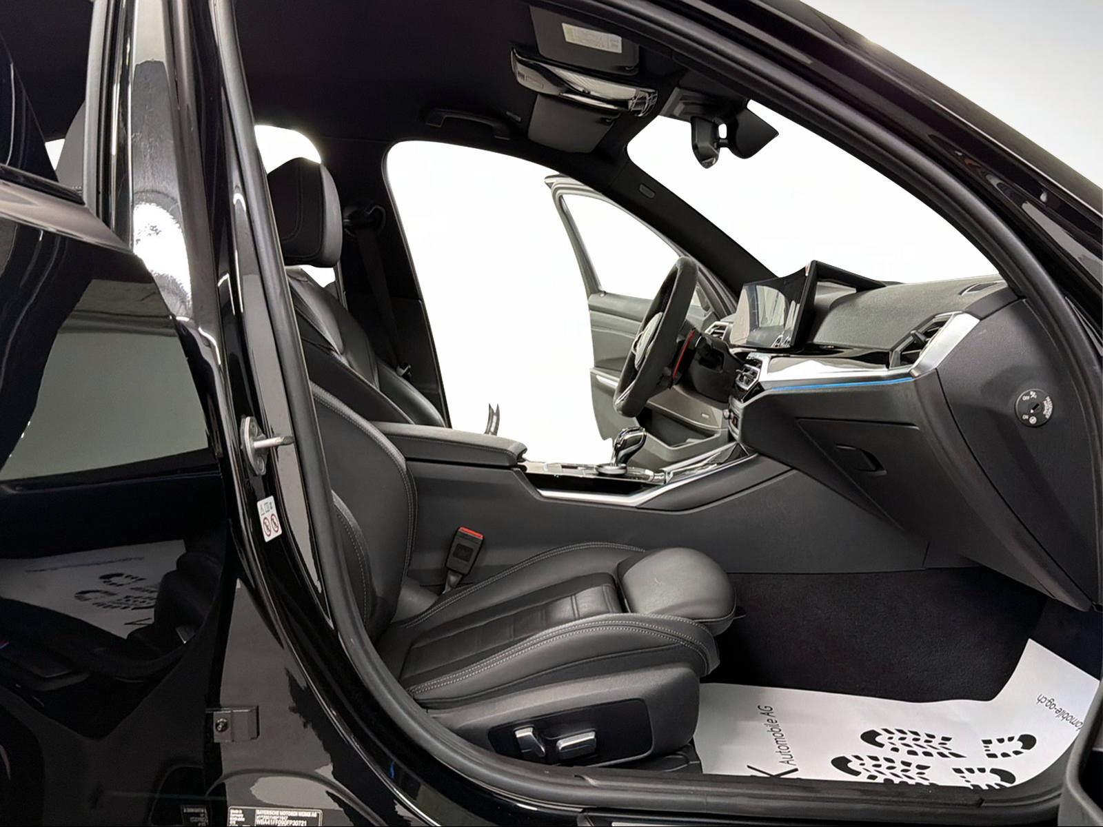 BMW M340i xDrive 374PS BLACK SAPPHIRE 48V Steptronic / 360° Kamera / Komfortzugang / H&K Soundsystem / Leder /-image-8