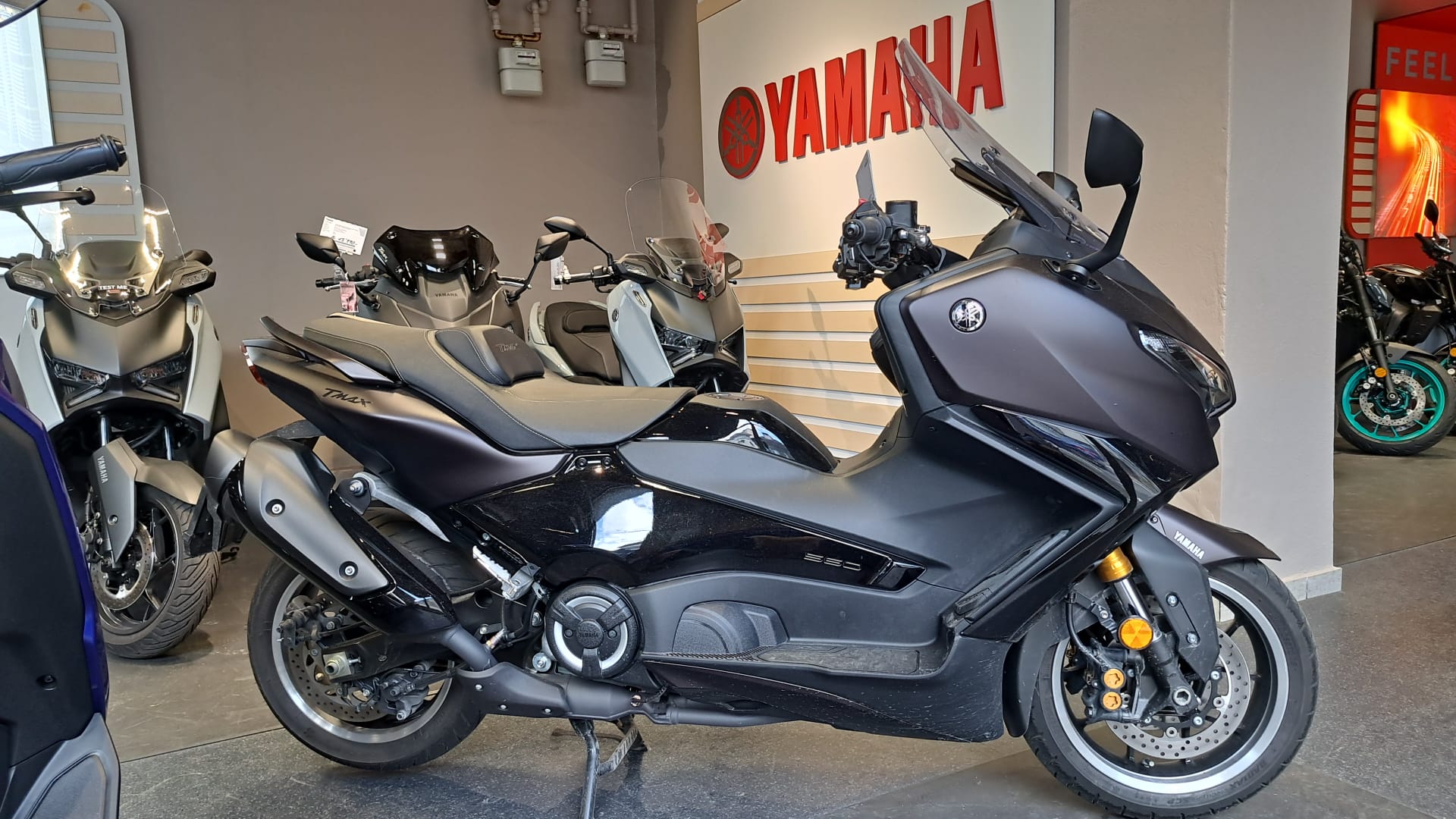 YAMAHA T-MAX Tech-Max XP 560 leasing 0%