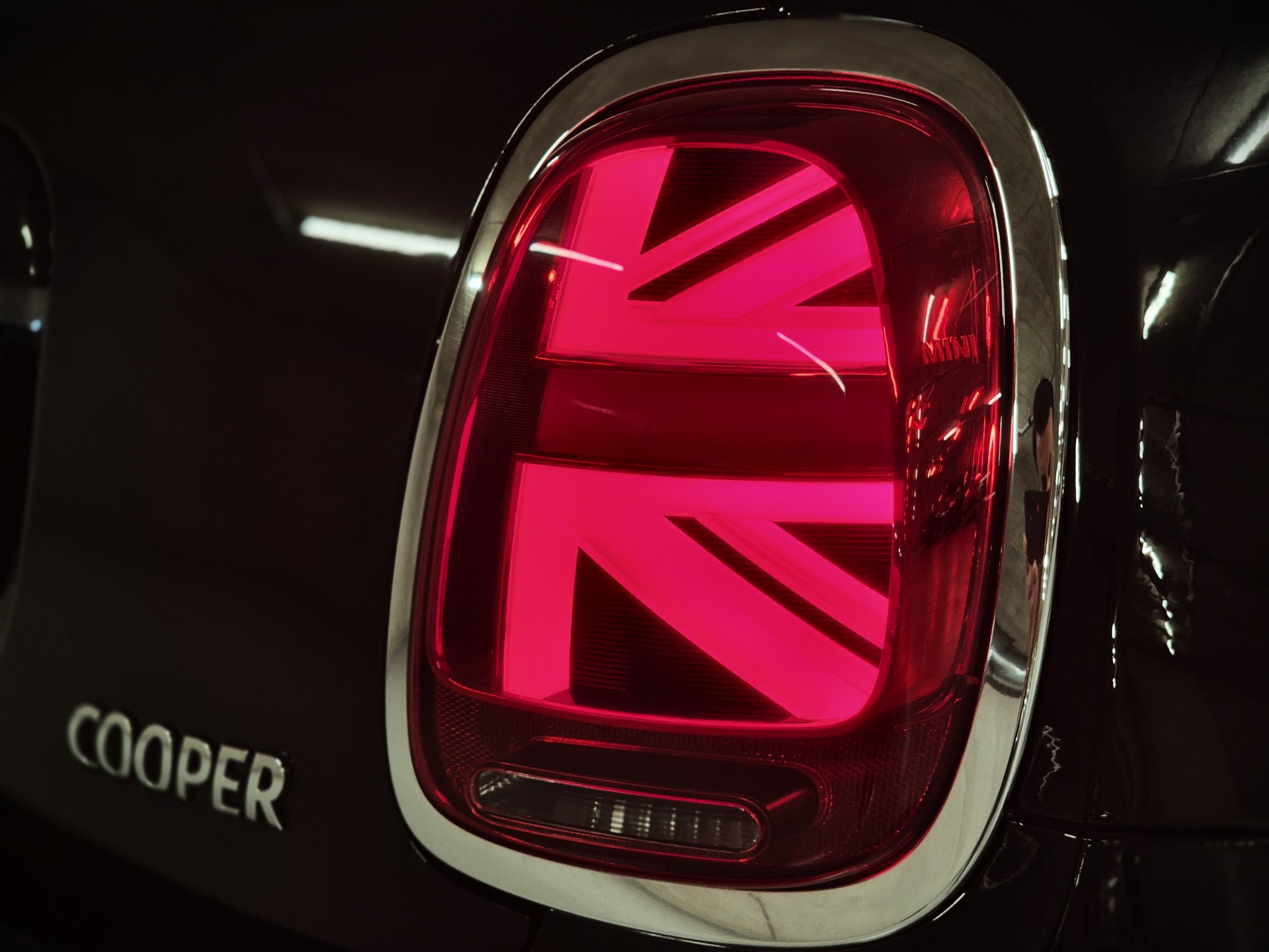 MINI Cooper Steptronic DKG-image-6