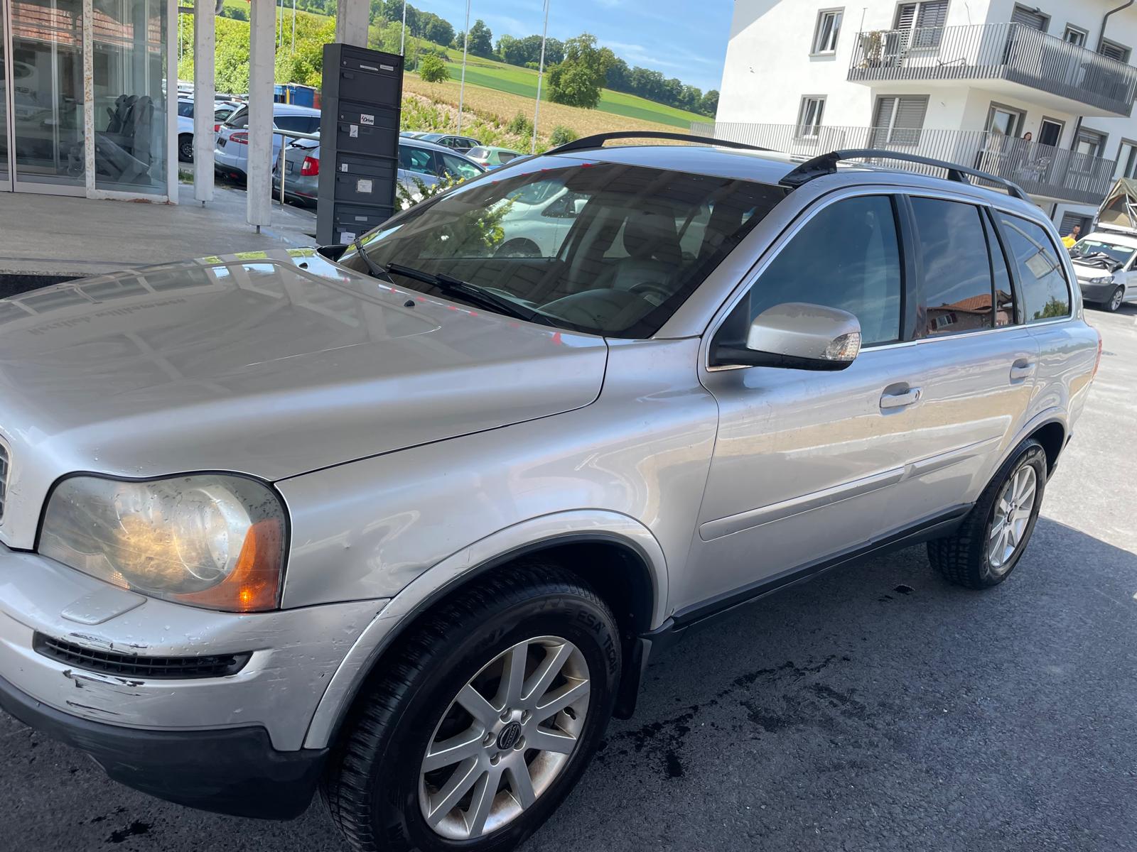 VOLVO XC90 D5 AWD Kinetic-image-8