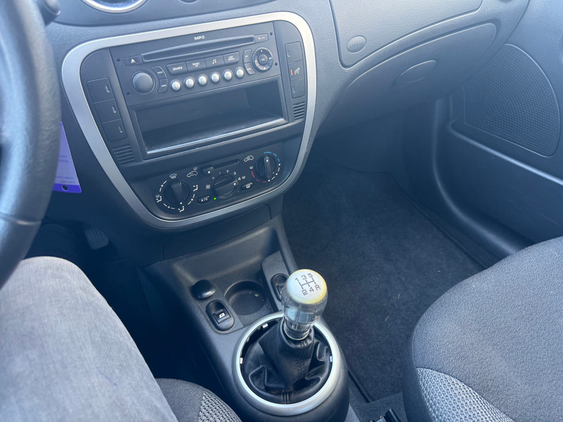 CITROEN C2 1.4i Exclusive-image-11