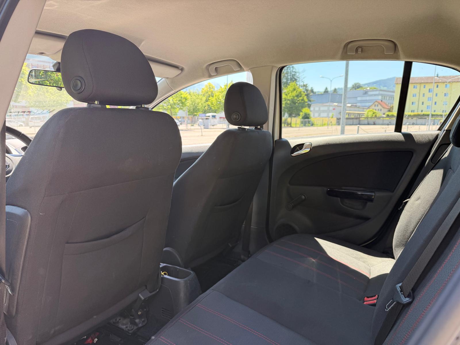 OPEL Corsa 1.4 TP Color Edition-image-8