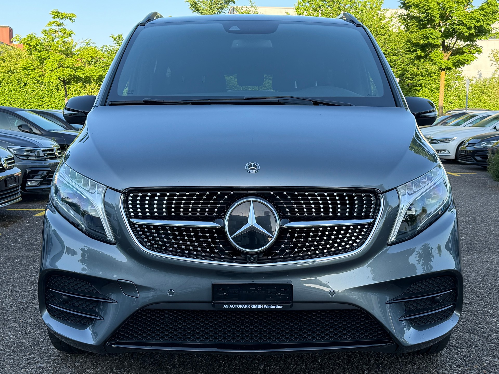 MERCEDES-BENZ V 300 d lang Avantgarde 4Matic 9G-Tronic-showroom-element-1