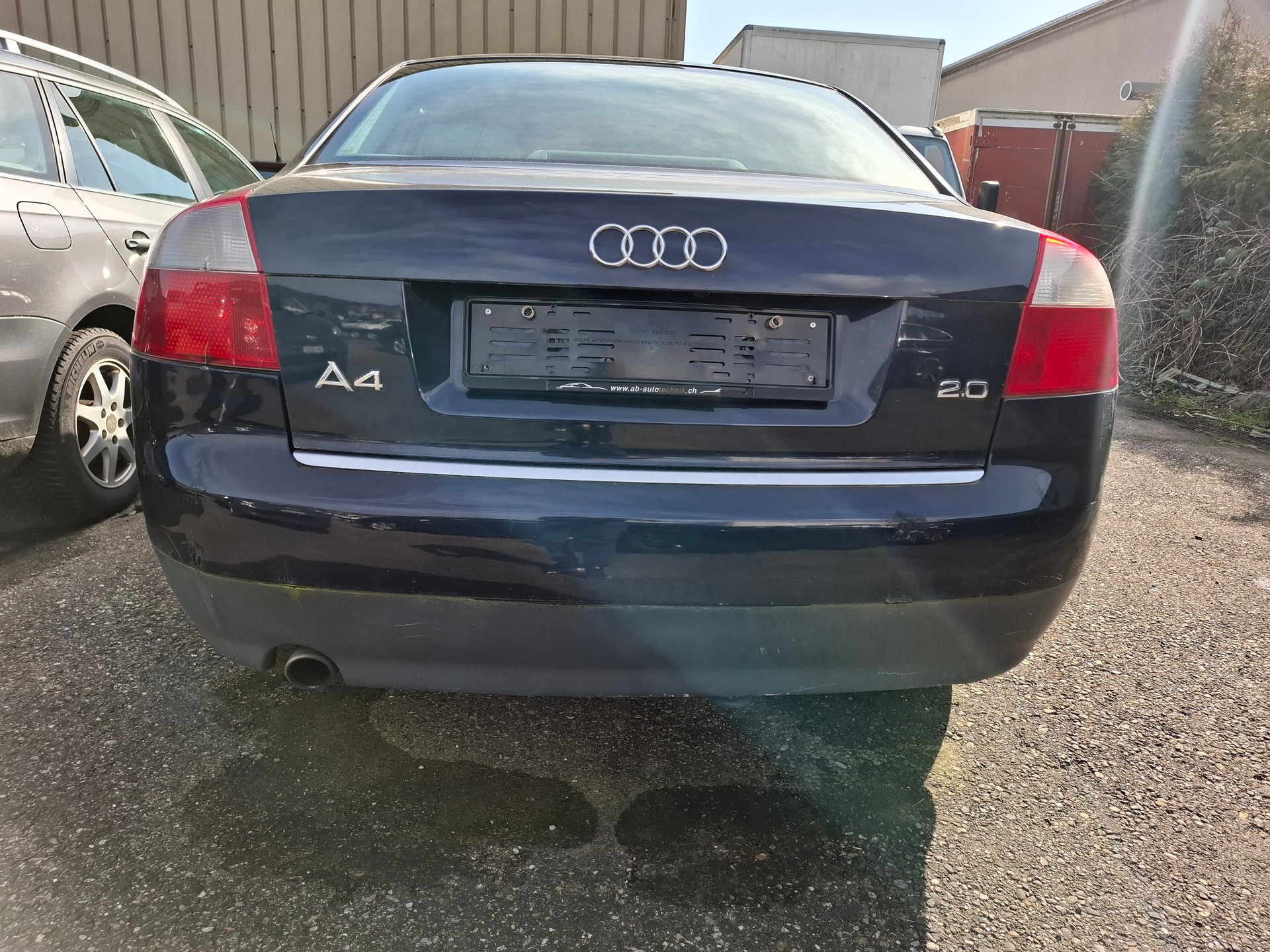 AUDI A4 2.0-image-4