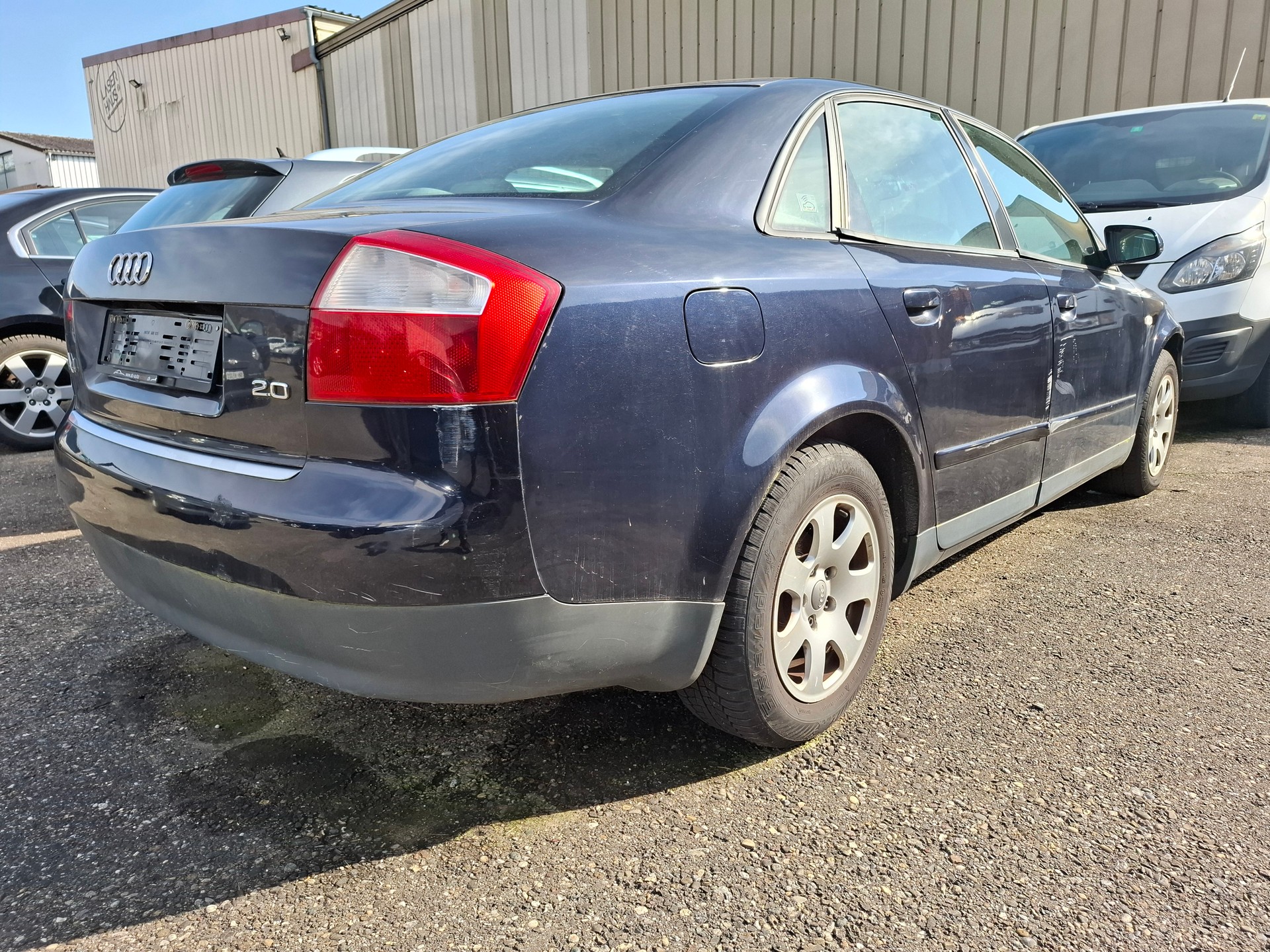 AUDI A4 2.0-image-5