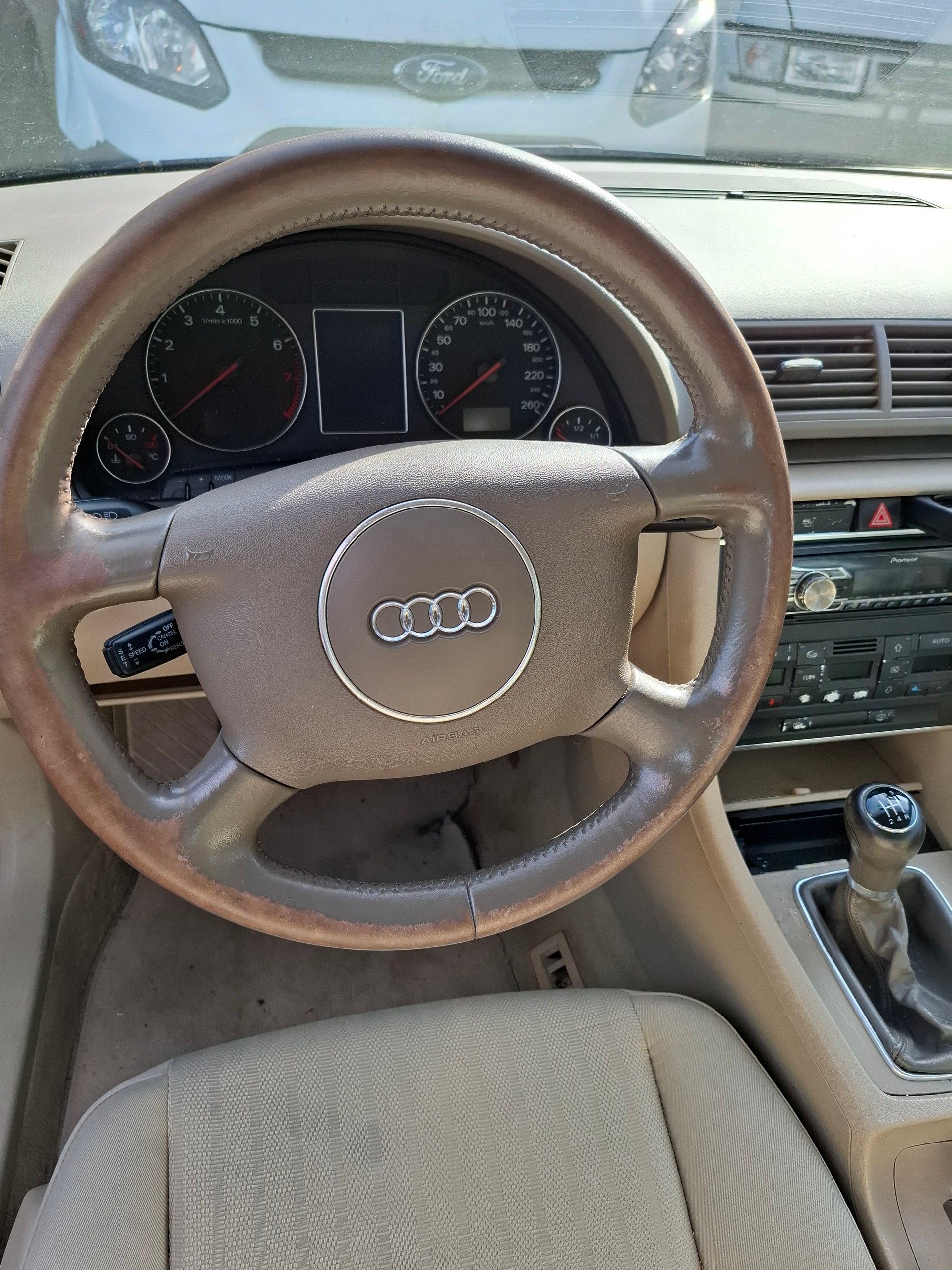 AUDI A4 2.0-image-9