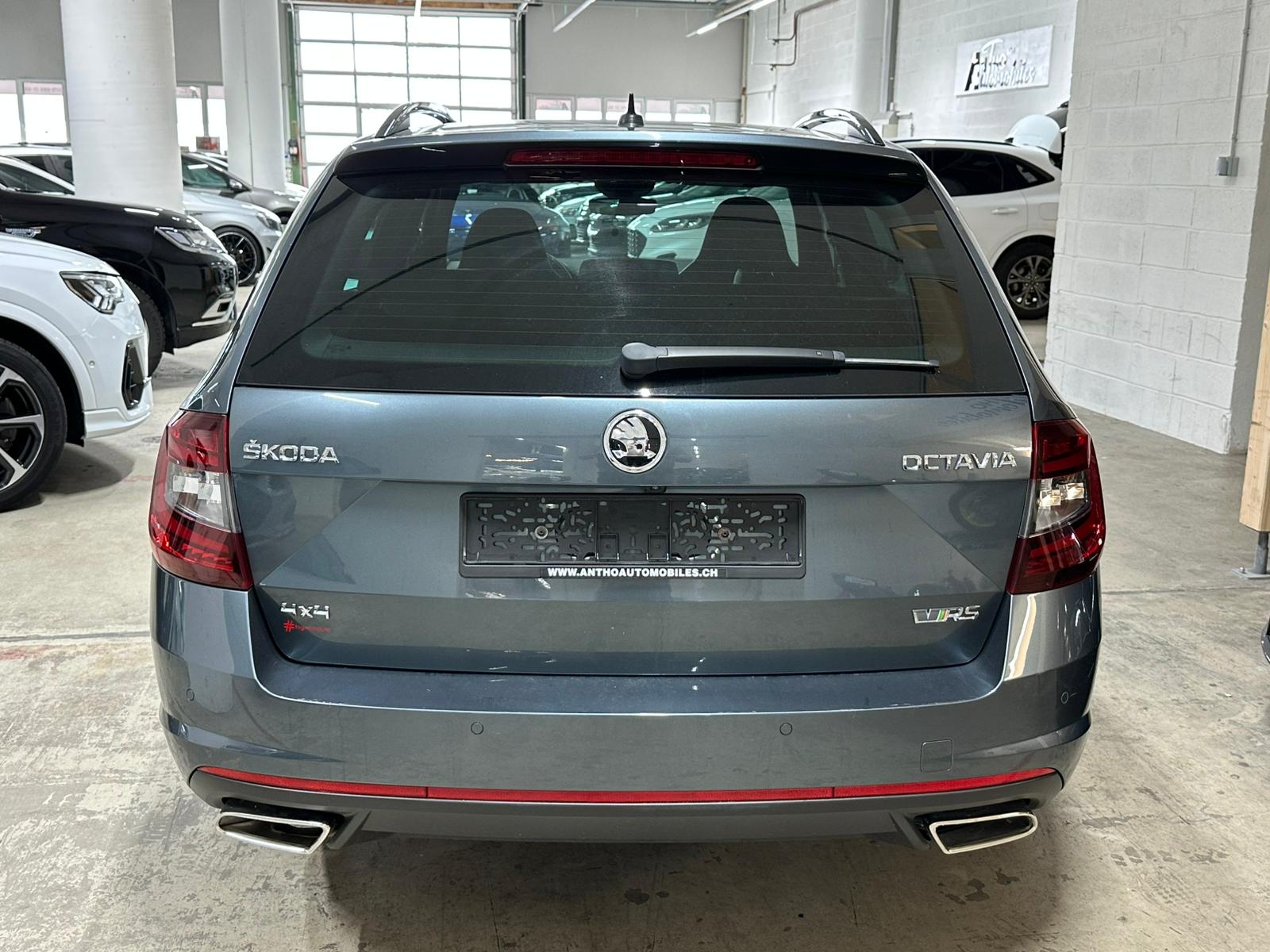 SKODA Octavia Combi 2.0 TDI RS 4x4 DSG-image-5