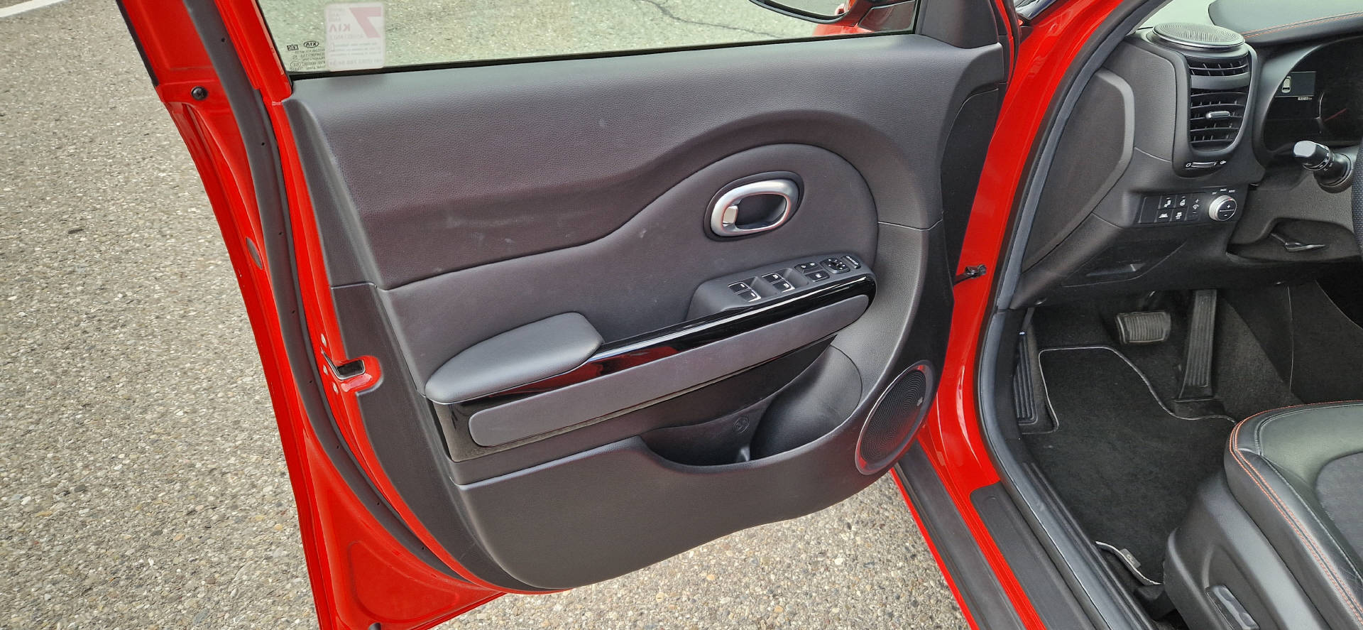 KIA Soul 1.6 T-GDi GT-image-2