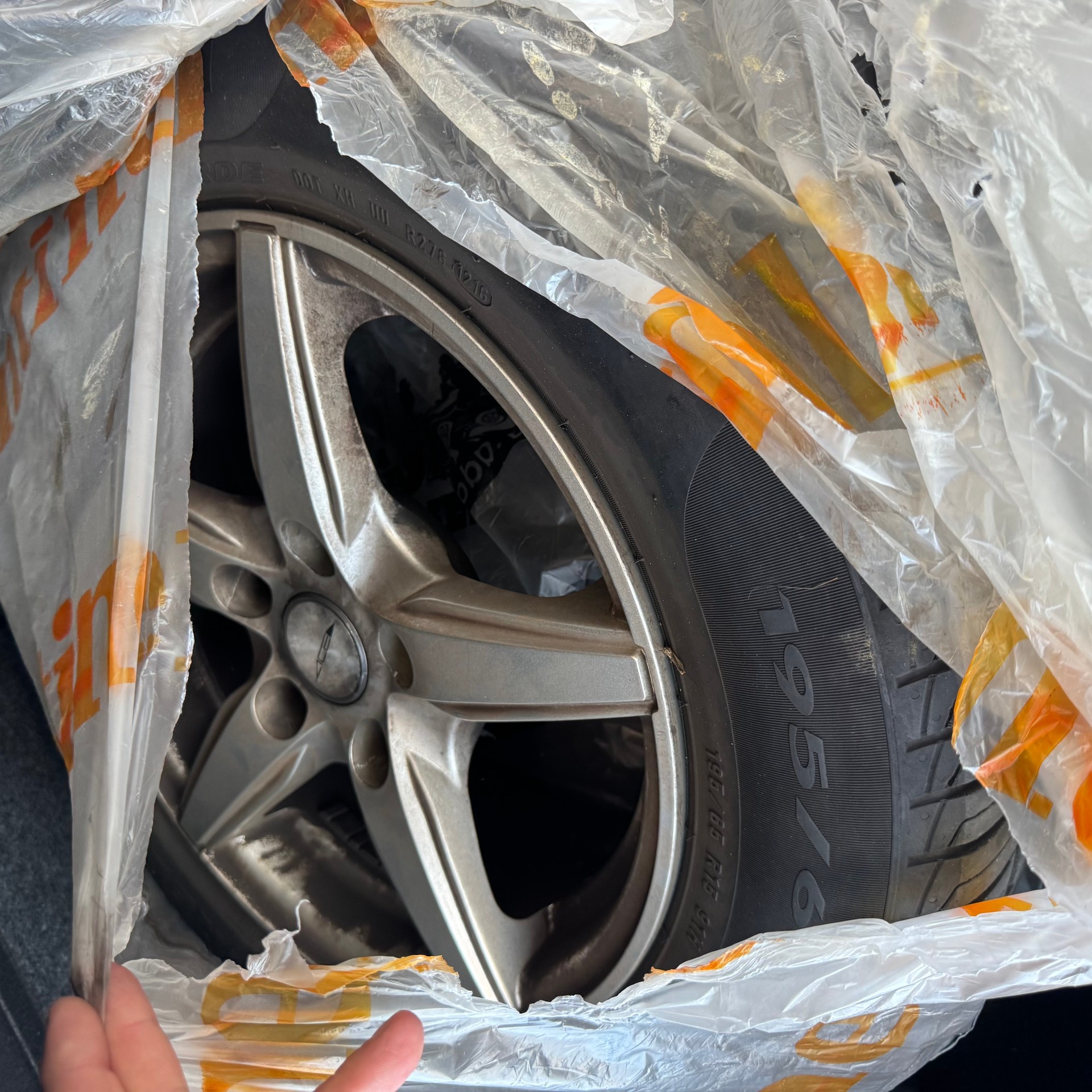 VW GOLF-image-5