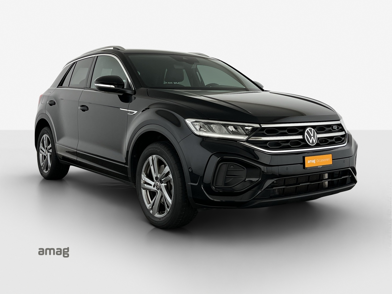 VW T-Roc 2.0 TSI R-Line DSG 4Motion-image-5