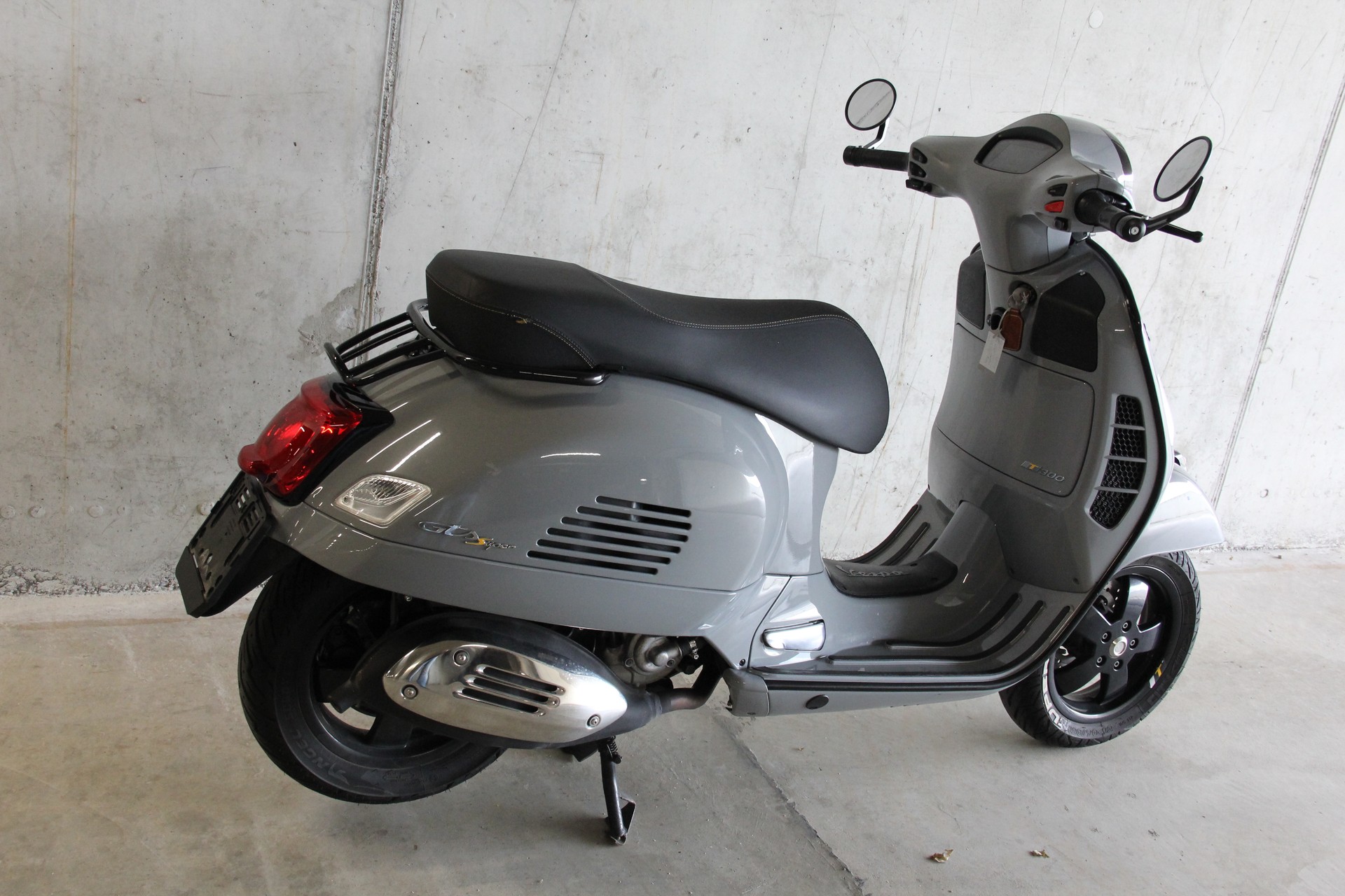 PIAGGIO Vespa GTS 300 HPE Super Tech ABS/ASR-image-7