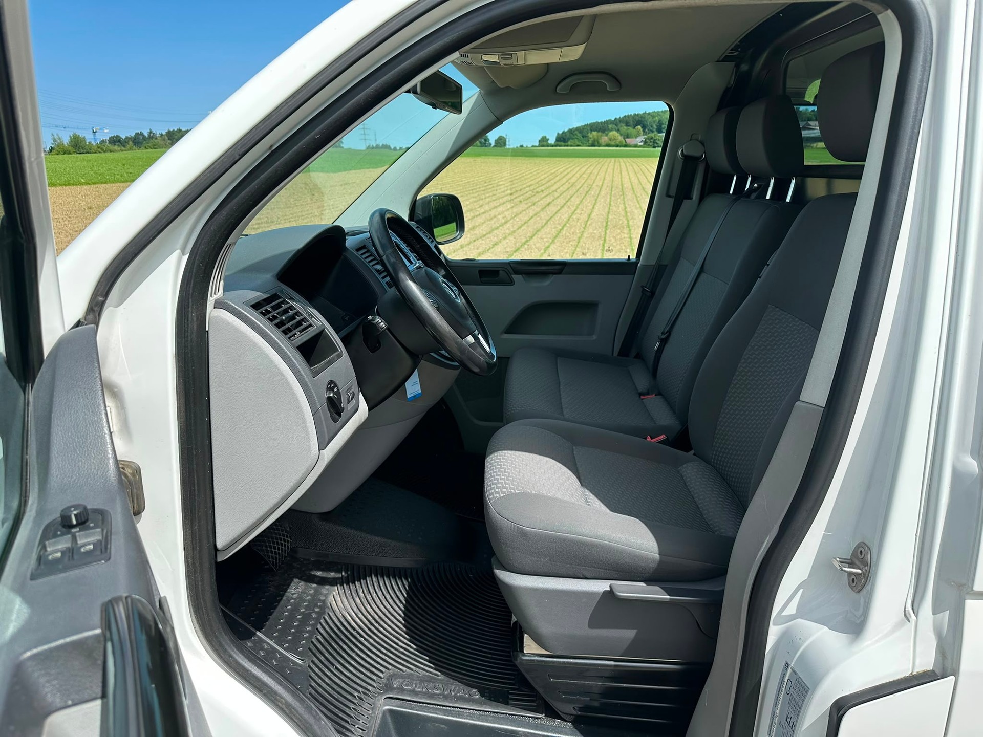 VW T5 2.0 TSI 4Motion DSG-image-9
