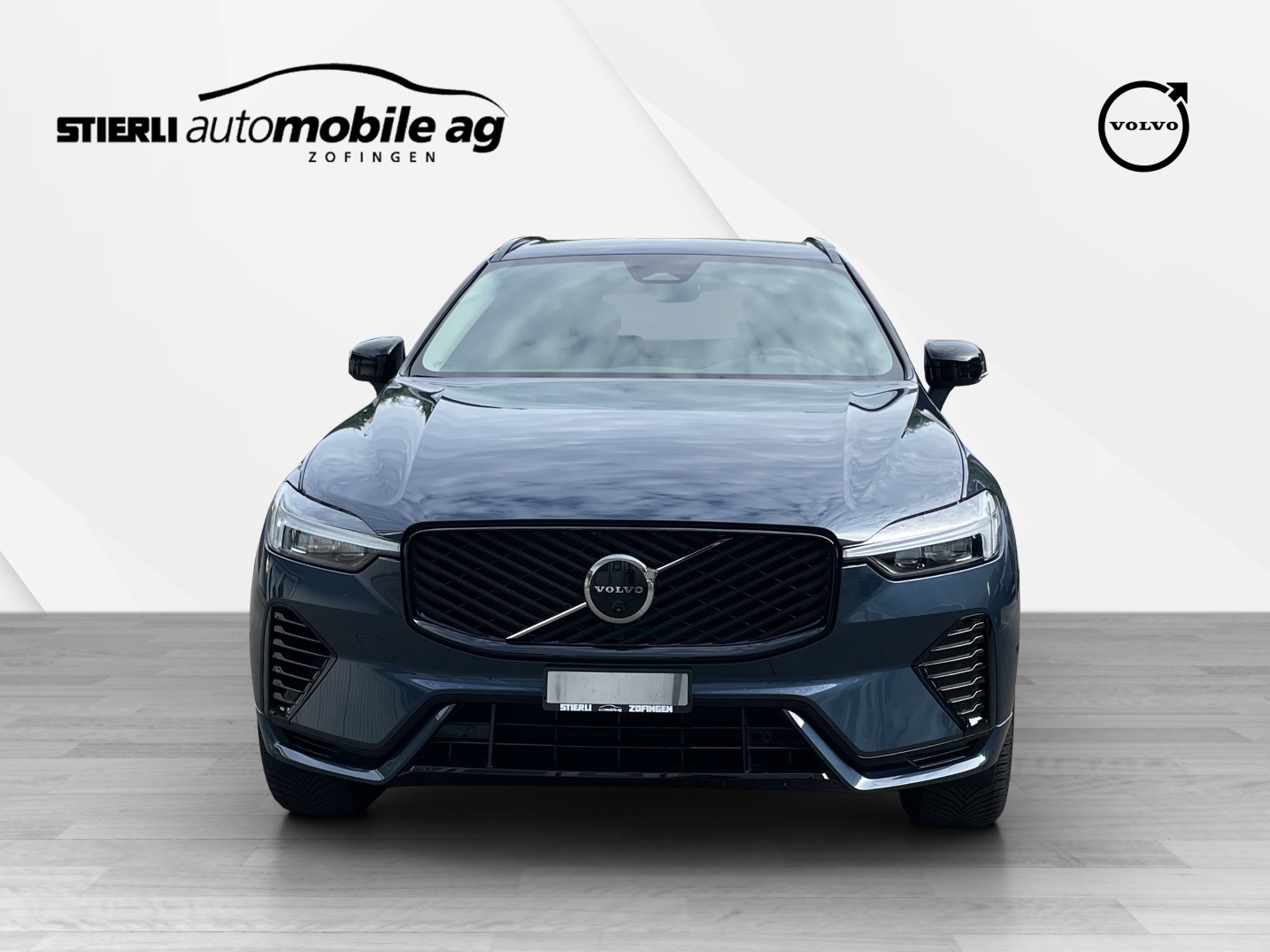 VOLVO XC60 2.0 T6 TE Plus Dark eAWD-showroom-element-1