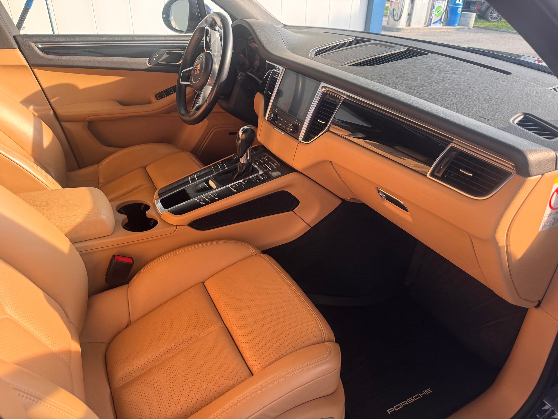 PORSCHE Macan S PDK-image-17