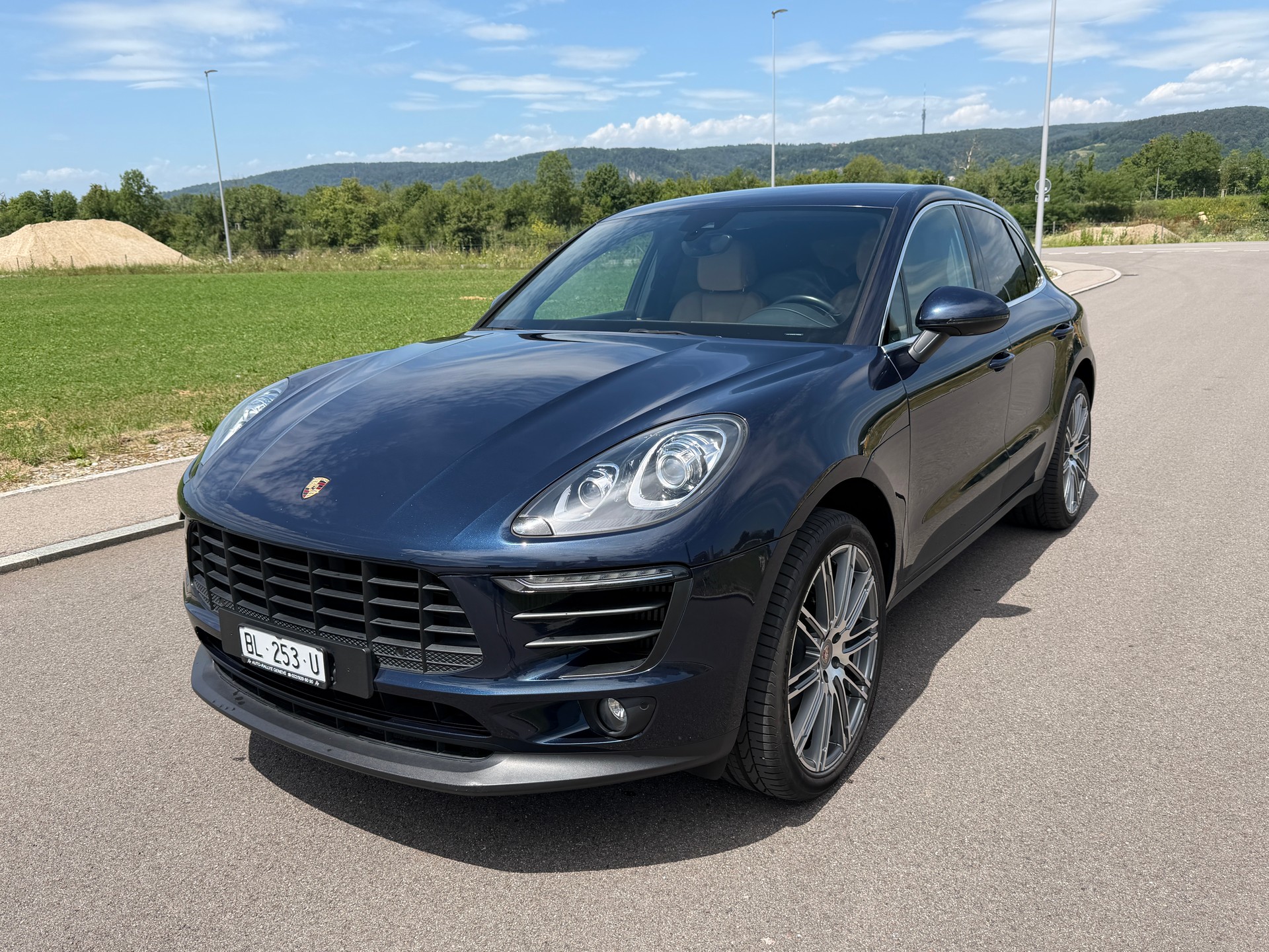 PORSCHE Macan S PDK-image-10