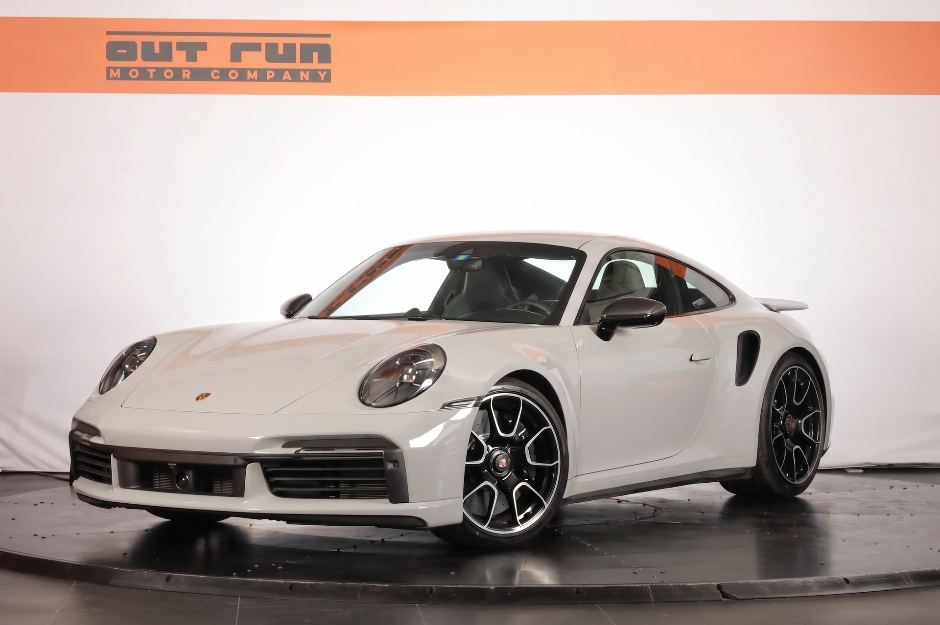 PORSCHE 911 Turbo S PDK