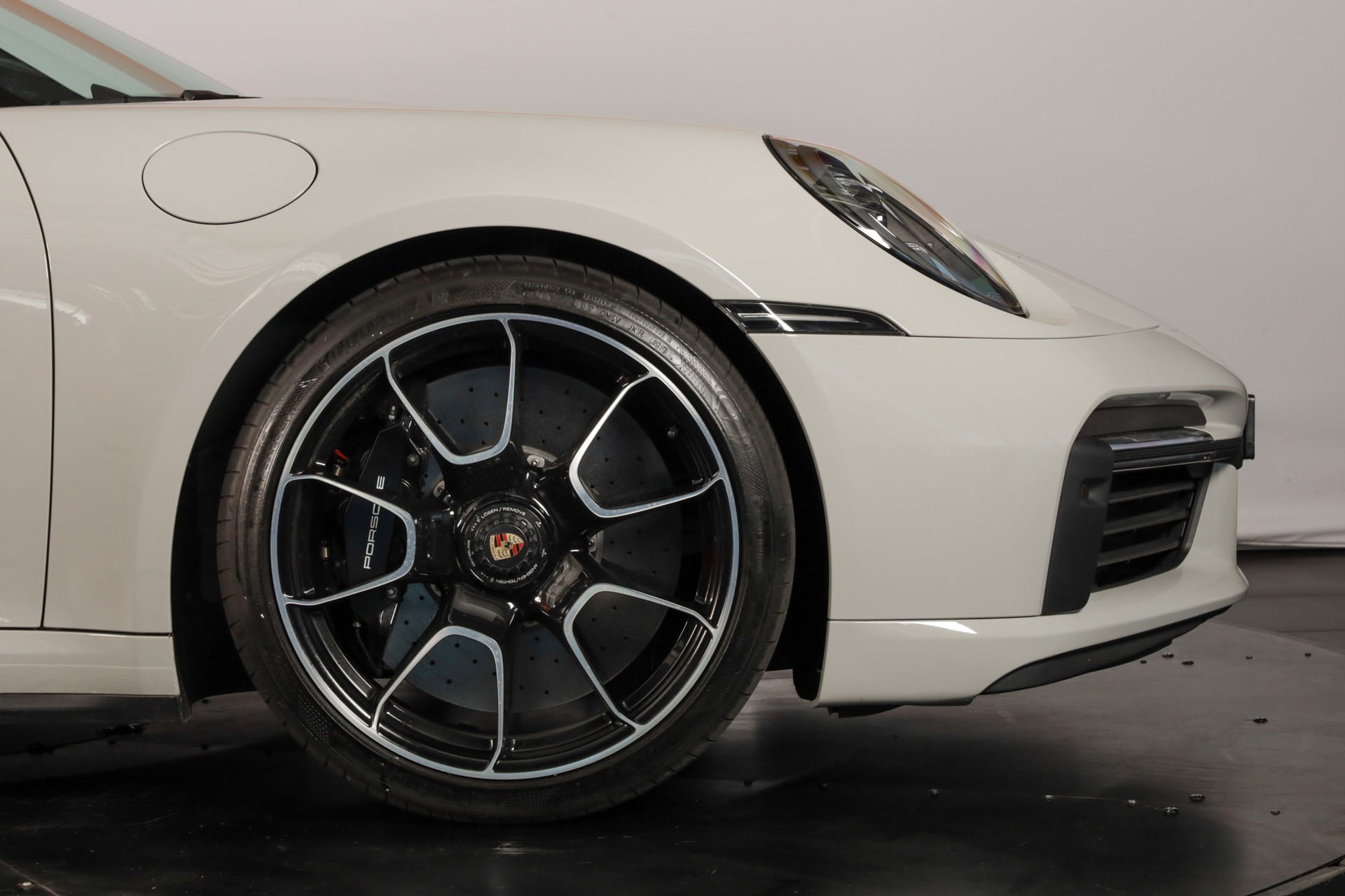 PORSCHE 911 Turbo S PDK-image-6