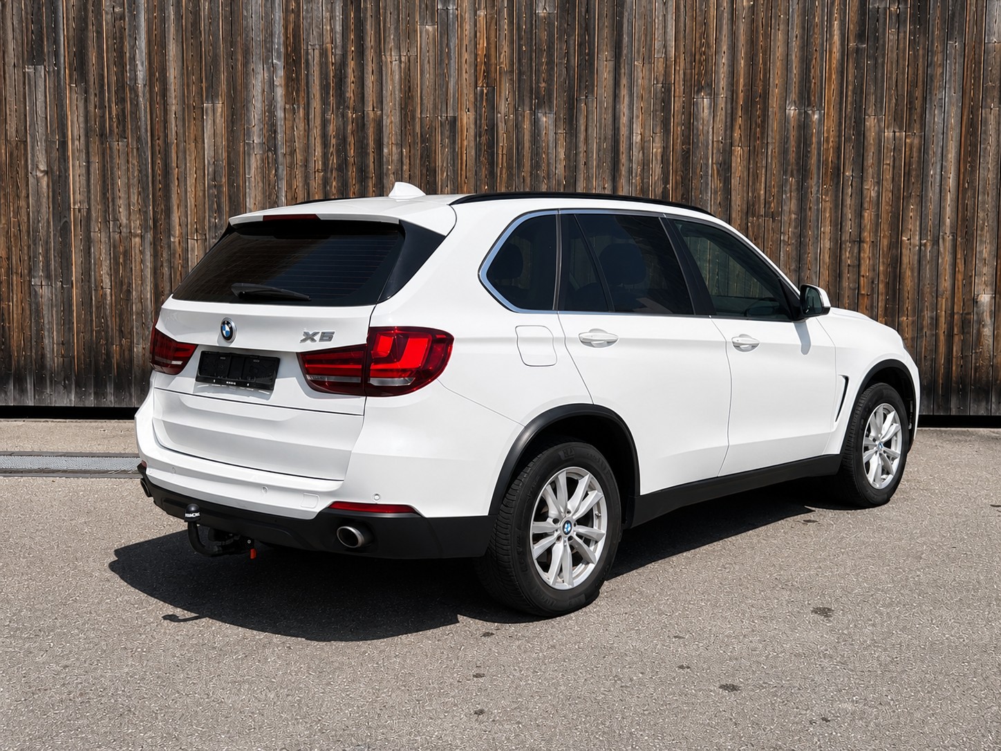 BMW X5 xDrive30d-image-16