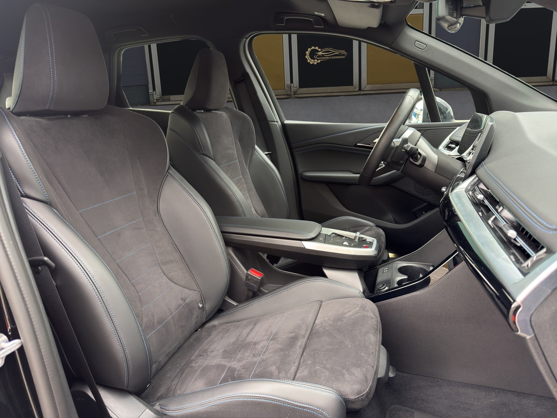 BMW 218d Active Tourer M Sport DKG-image-9