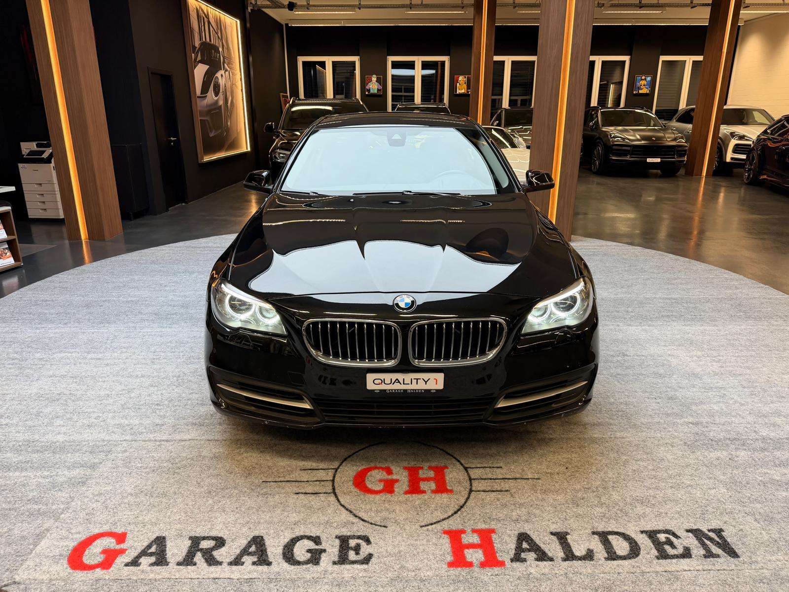 BMW 535i xDrive-showroom-element-2
