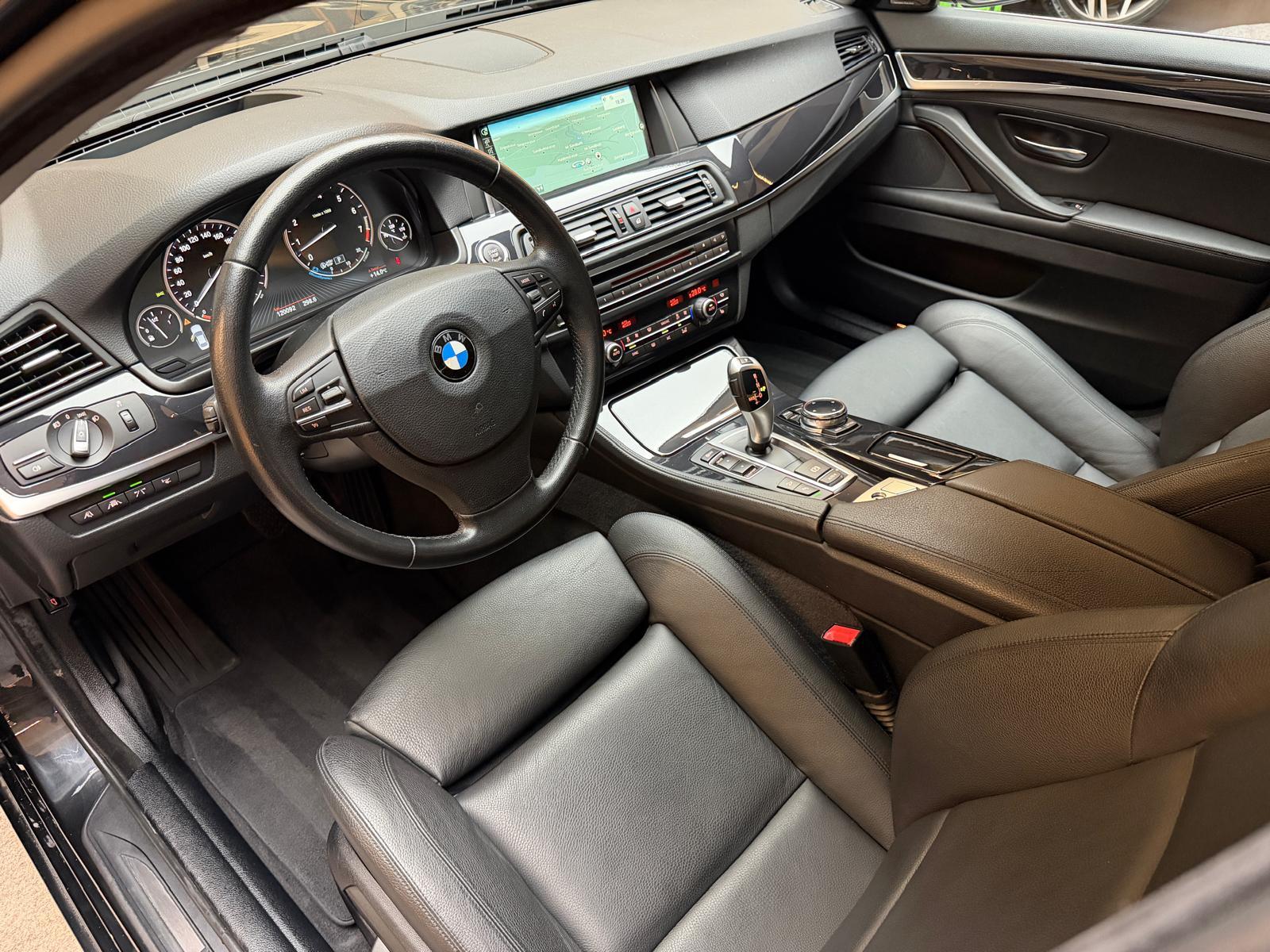 BMW 535i xDrive-image-14