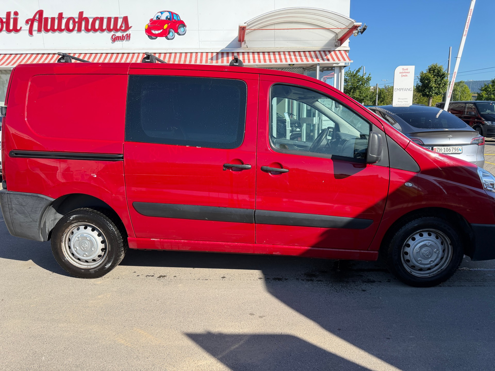 TOYOTA Proace 2.0D Crew Cab Luna L1H1-showroom-element-2