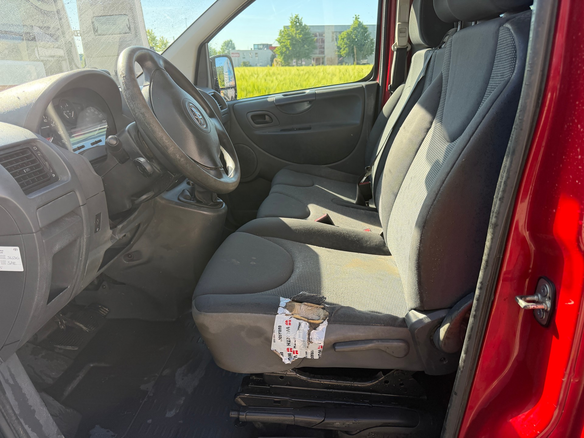 TOYOTA Proace 2.0D Crew Cab Luna L1H1-image-9