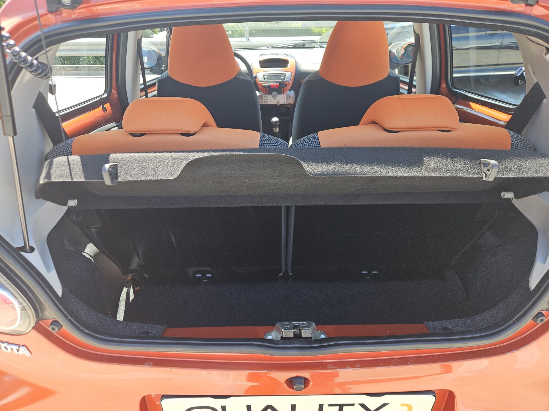 TOYOTA Aygo 1.0 VVT-i Terra-image-8