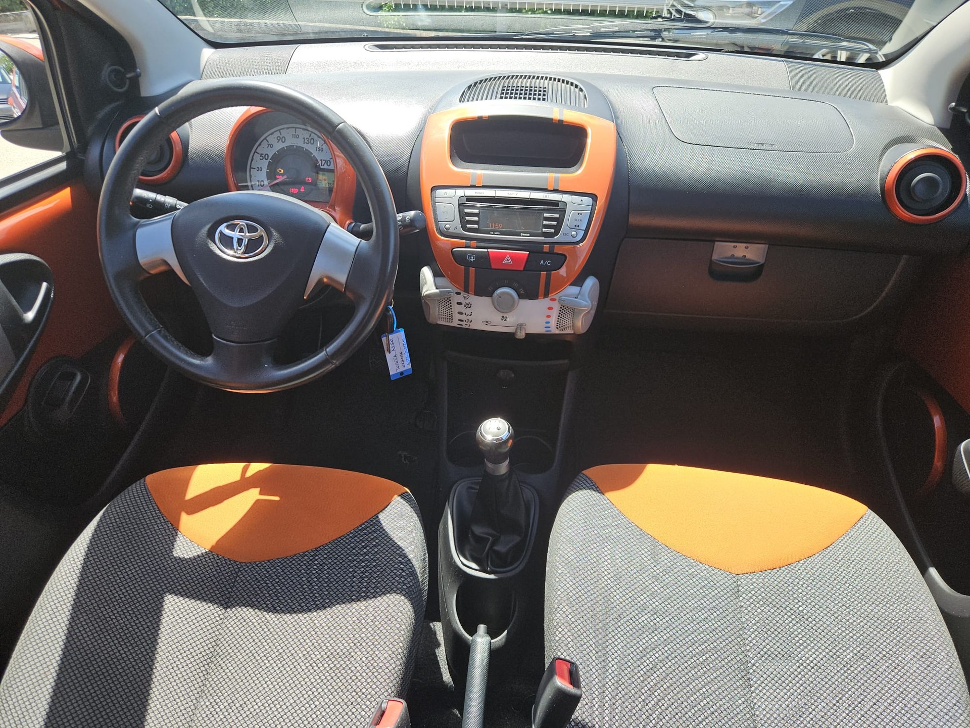 TOYOTA Aygo 1.0 VVT-i Terra-image-7