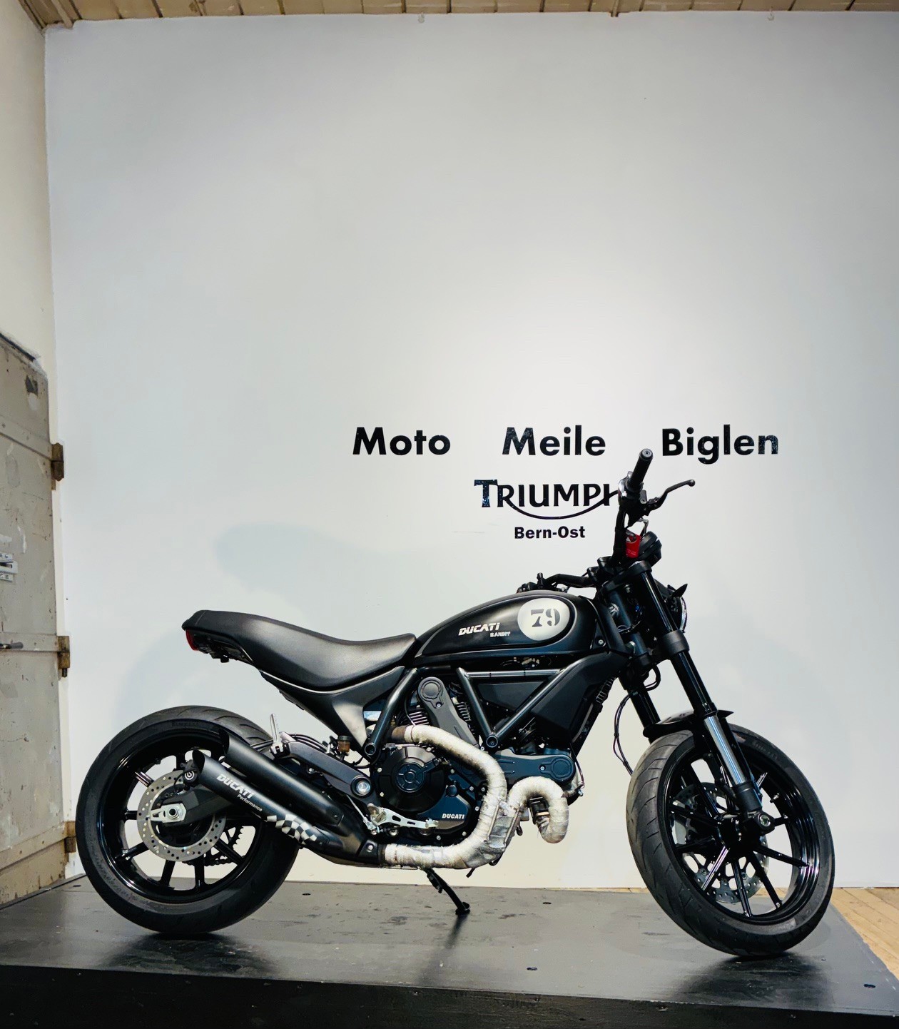 DUCATI Scrambler 800 Classic ABS-showroom-element-3
