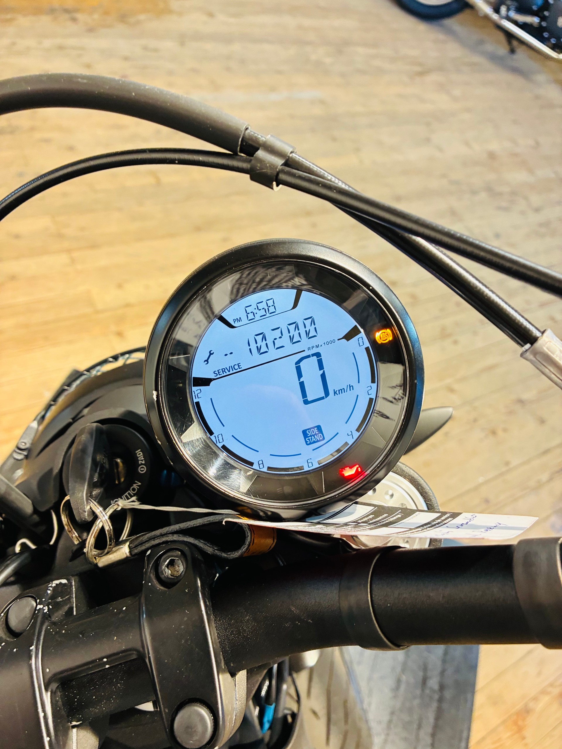 DUCATI Scrambler 800 Classic ABS-image-12