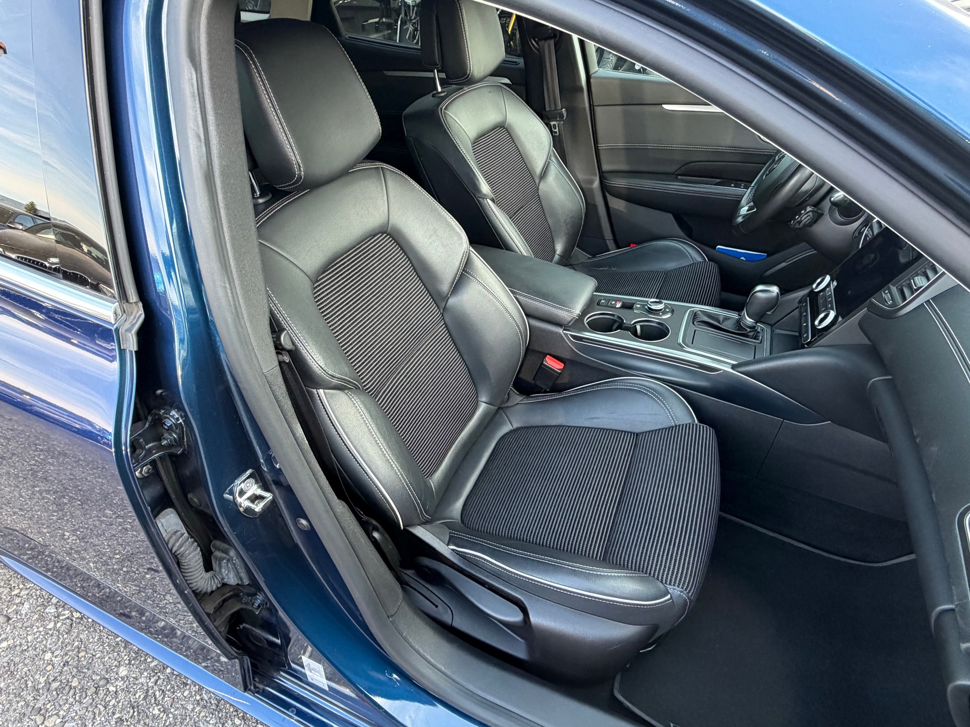 RENAULT Talisman Grandtour 1.3 TCe Intens EDC-image-8