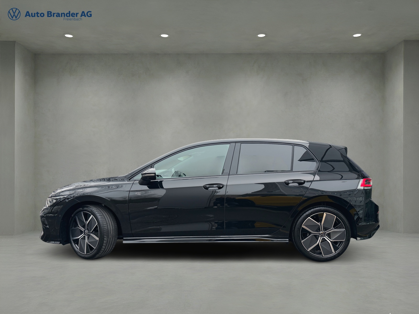 VW Golf 2.0 TSI R-Line DSG 4 Motion-showroom-element-3