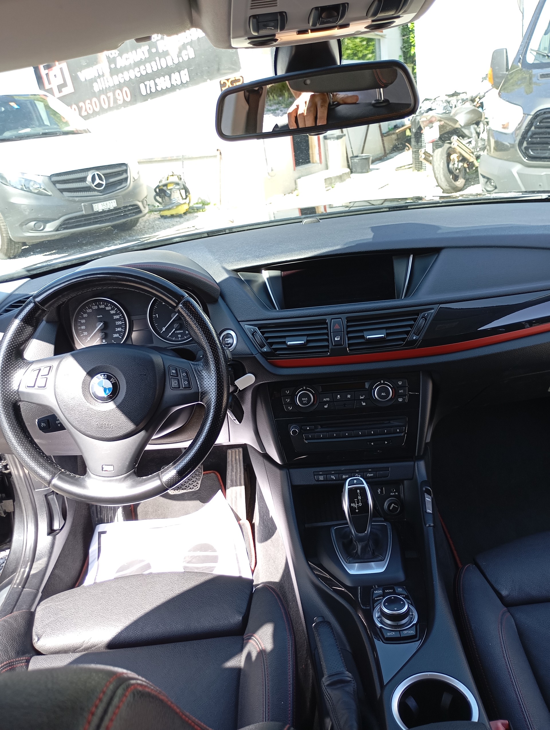 BMW XDrive 20D-image-12
