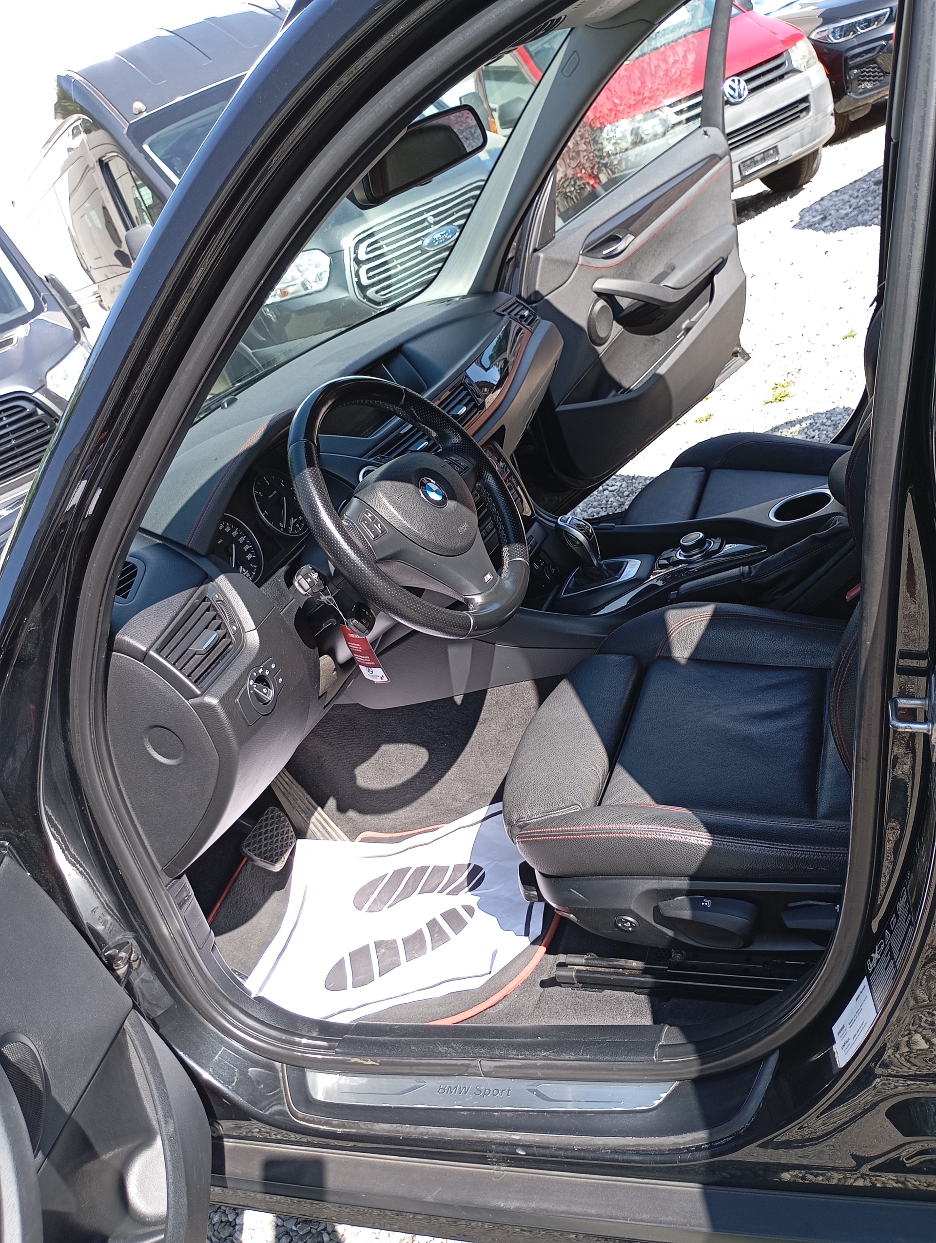 BMW XDrive 20D-image-13