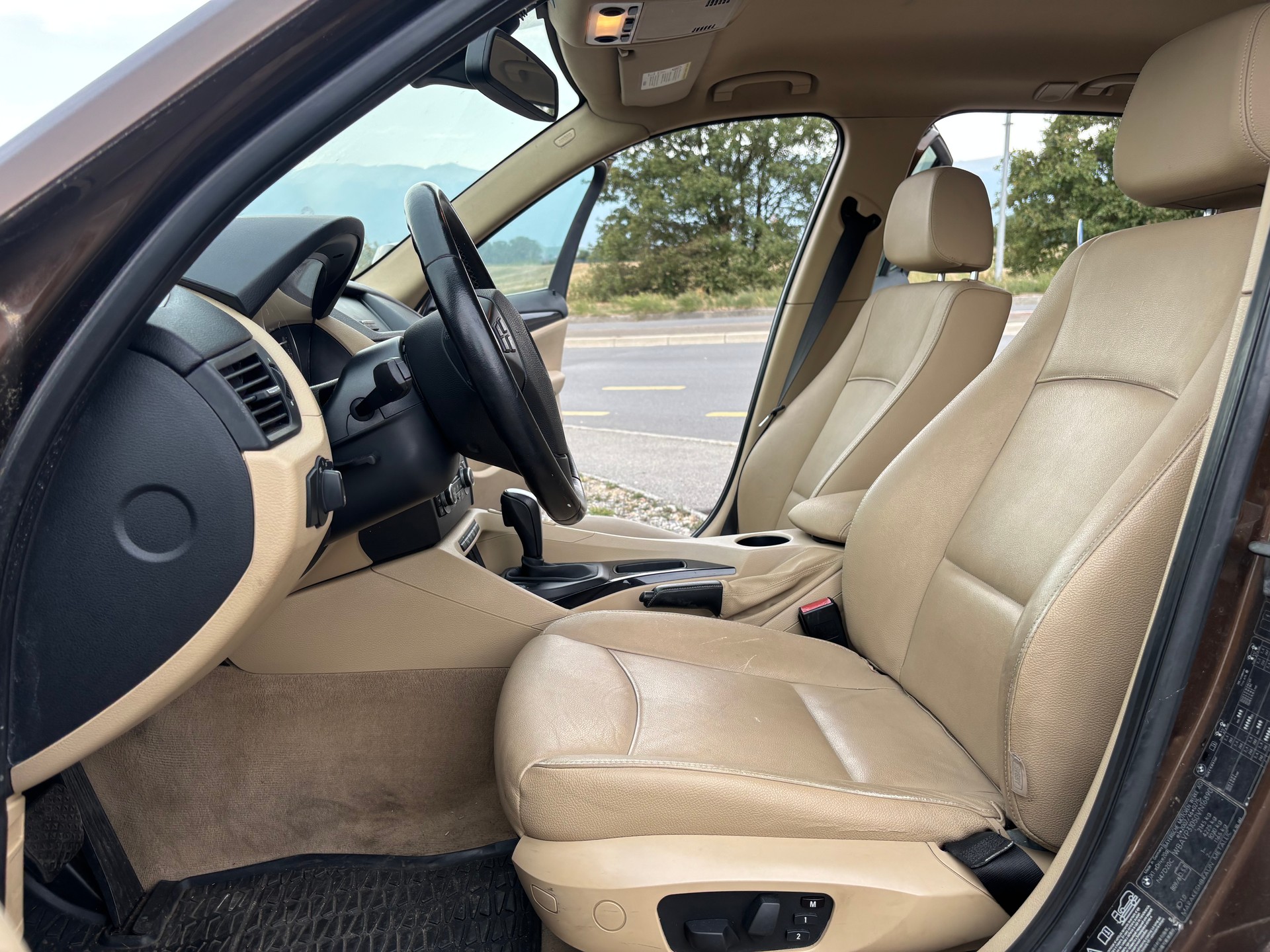 BMW X1 xDrive 20d Steptronic-image-10