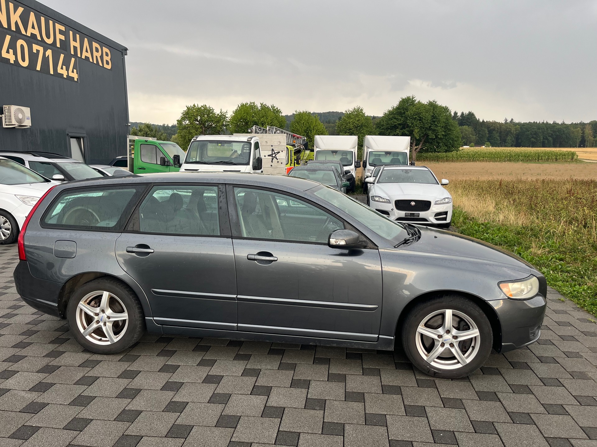 VOLVO V50 2.0D Kinetic Powershift-image-1
