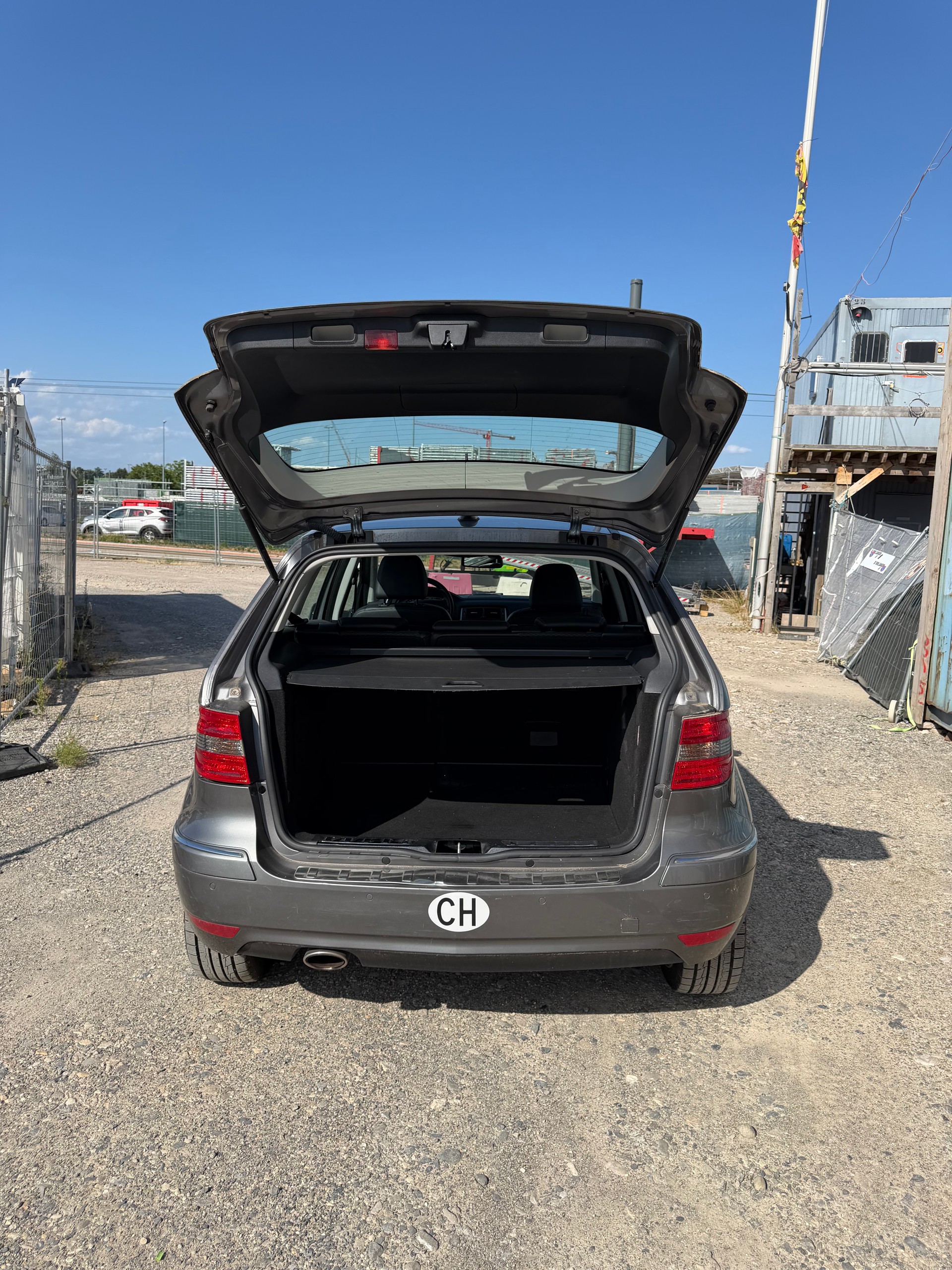 MERCEDES-BENZ B 180 My Star Autotronic-image-14