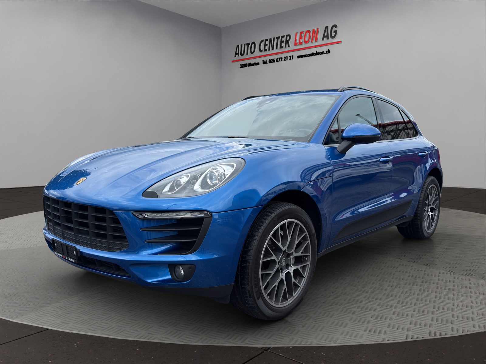 PORSCHE Macan S Diesel PDK-showroom-element-1