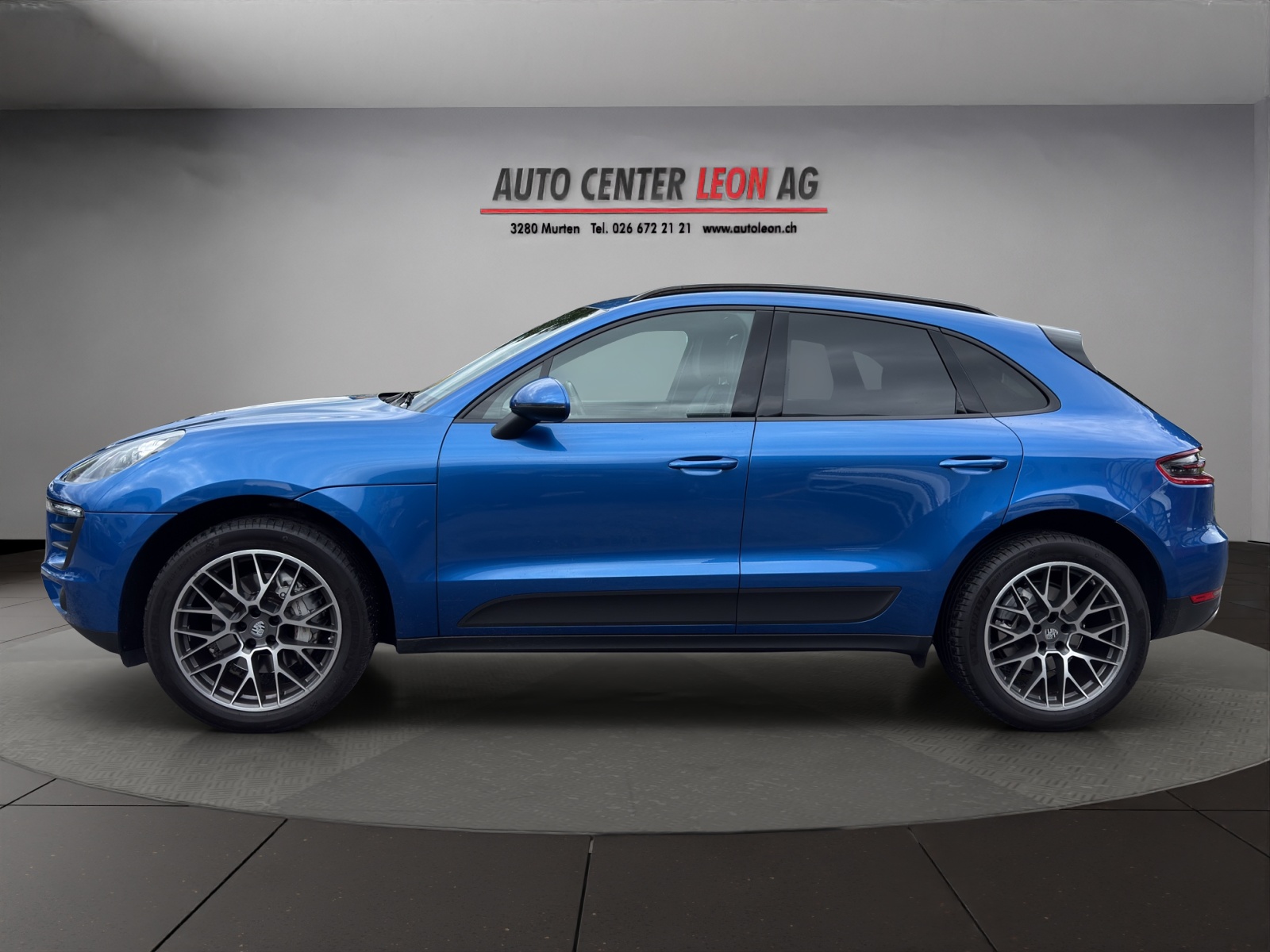 PORSCHE Macan S Diesel PDK-showroom-element-2
