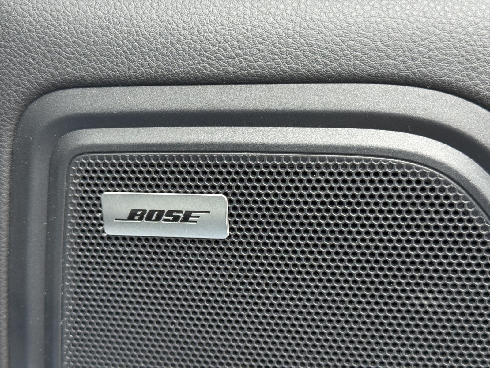 PORSCHE Macan S Diesel PDK-image-22