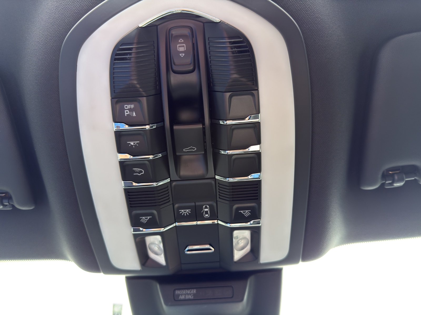 PORSCHE Macan S Diesel PDK-image-30