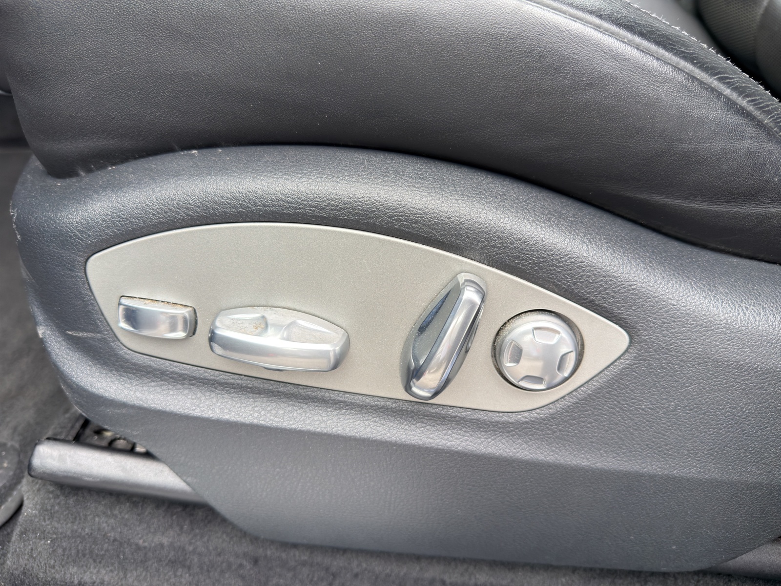 PORSCHE Macan S Diesel PDK-image-25