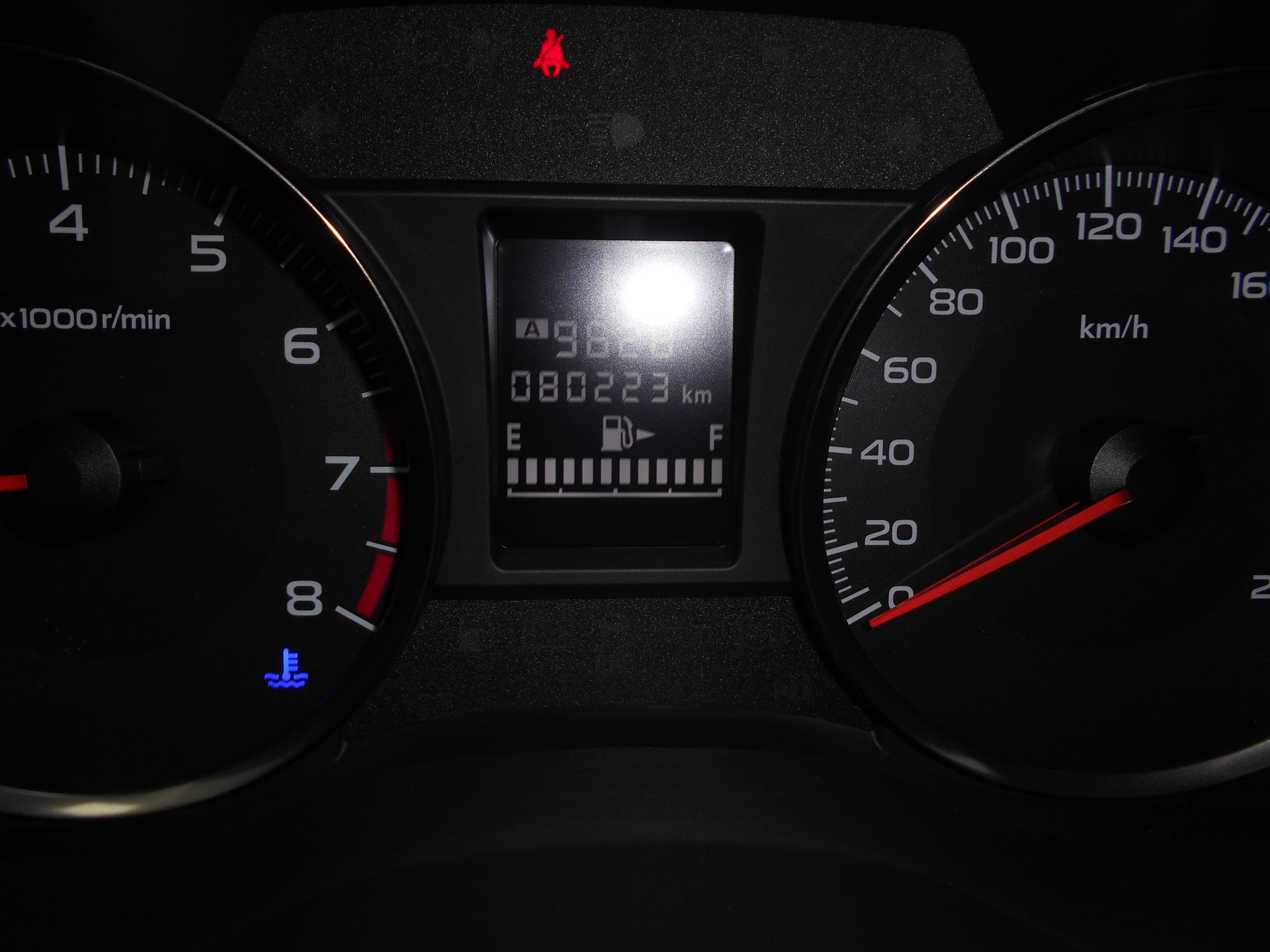SUBARU XV 2.0 Swiss Two AWD CVT-image-10