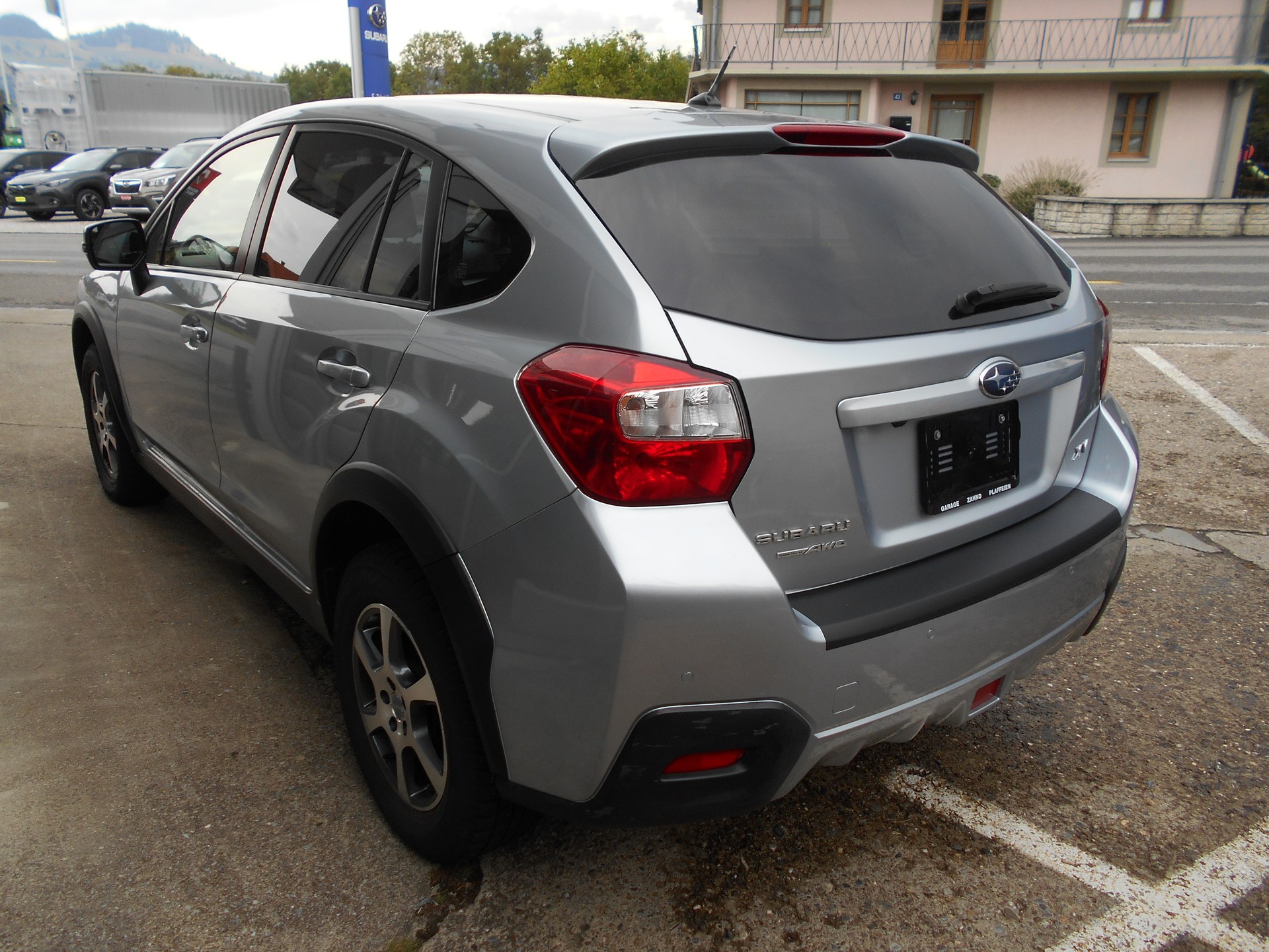 SUBARU XV 2.0 Swiss Two AWD CVT-image-9