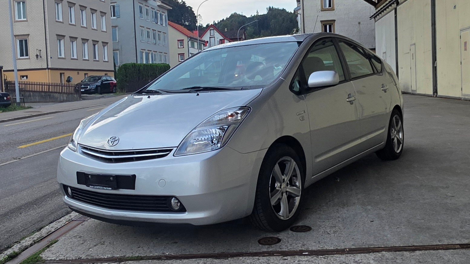 TOYOTA Prius 1.5 16V Hybrid Limited