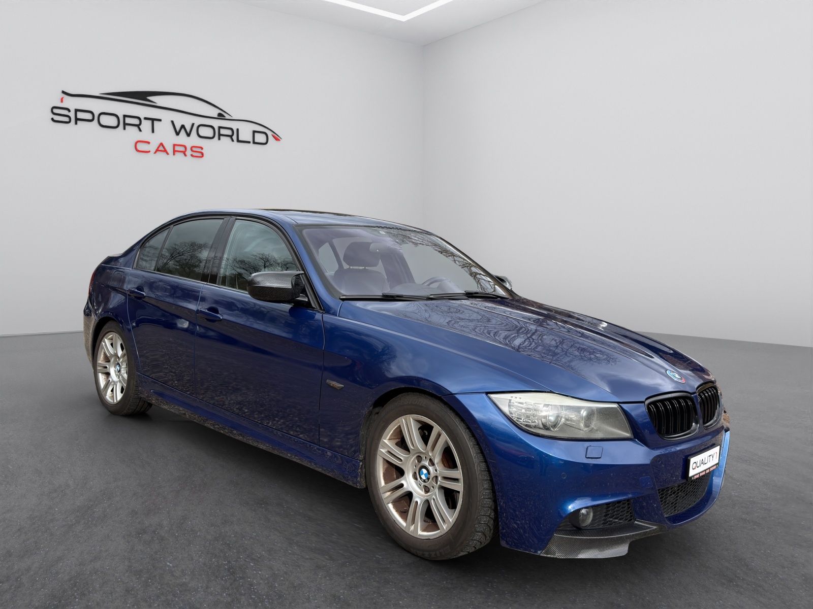 BMW BMW 335i xDrive-image-4