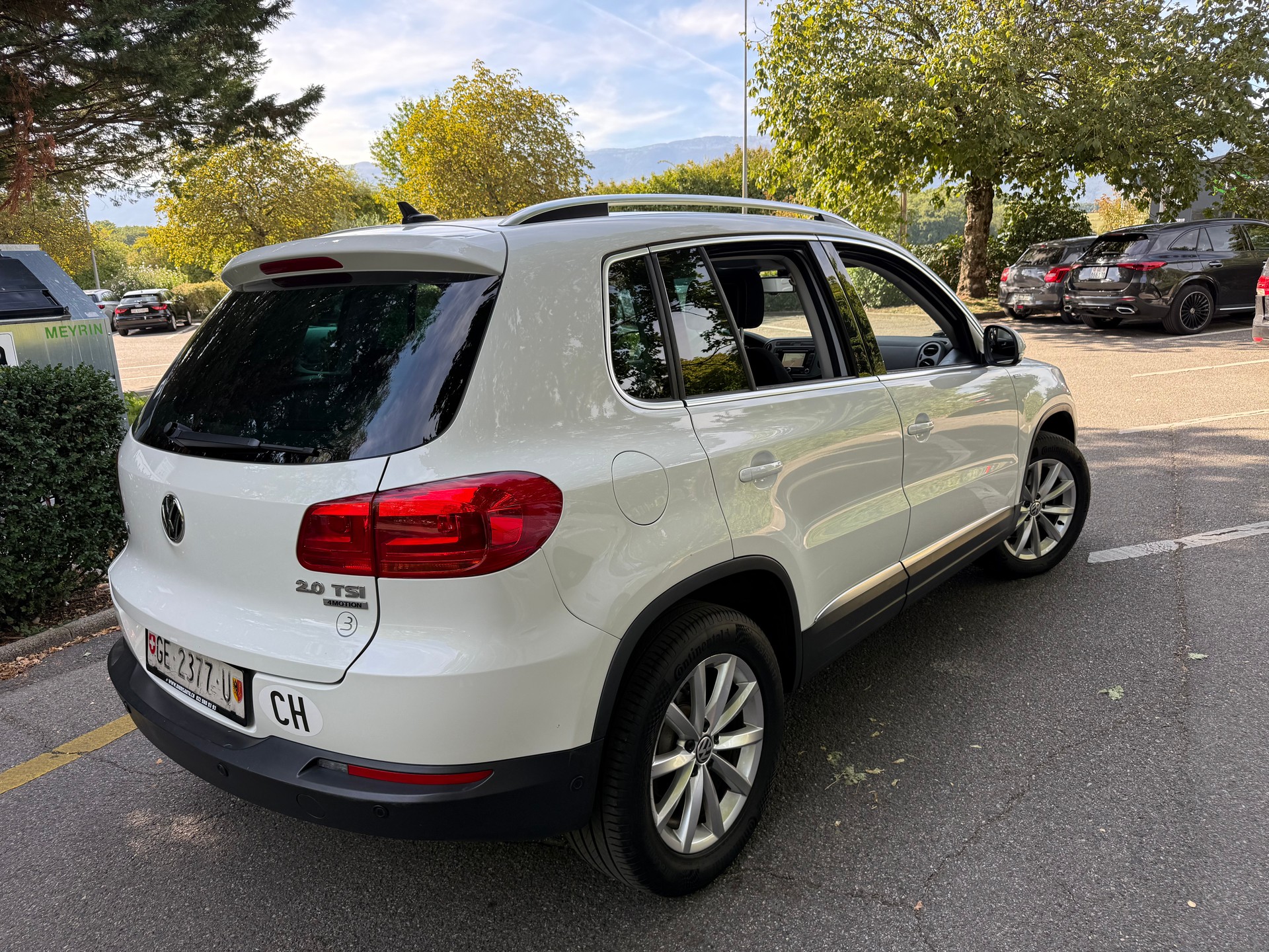 VW Tiguan 2.0 TSI Lounge 4Motion DSG 180 CV-showroom-element-3