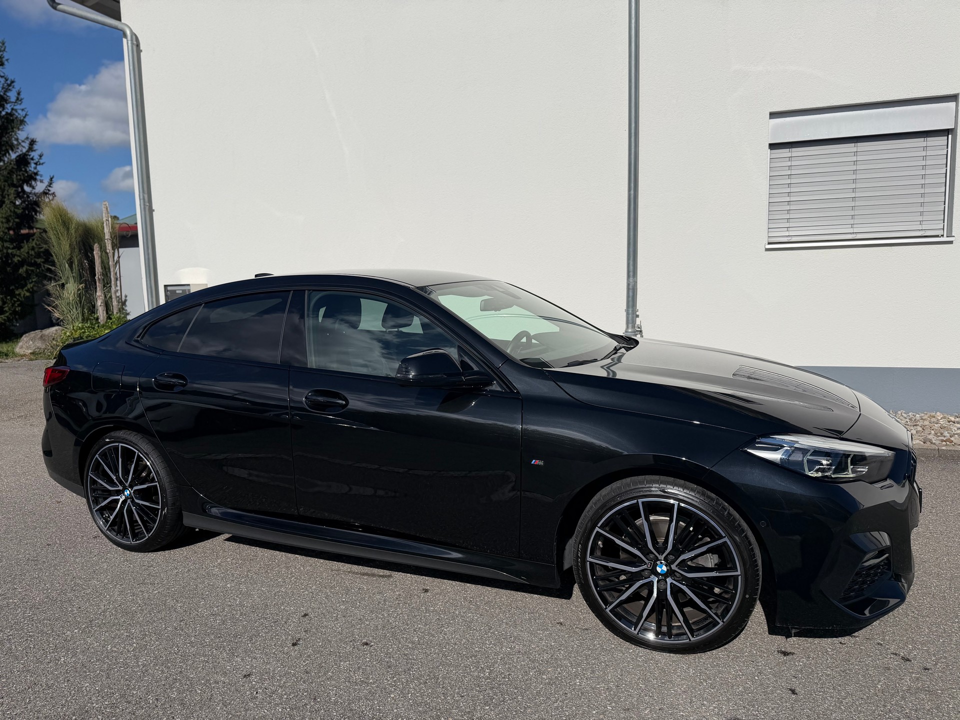 BMW 218d Gran Coupé M Sport Steptronic-showroom-element-3