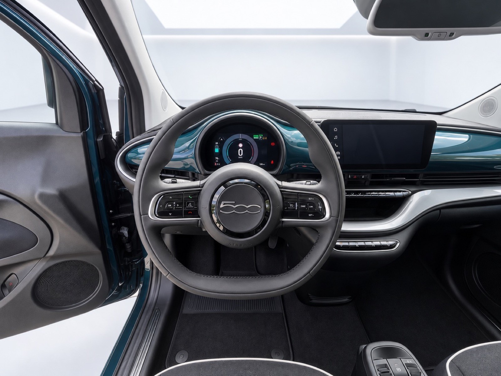 FIAT 500 C electric 87 kW Swiss Edition-image-6